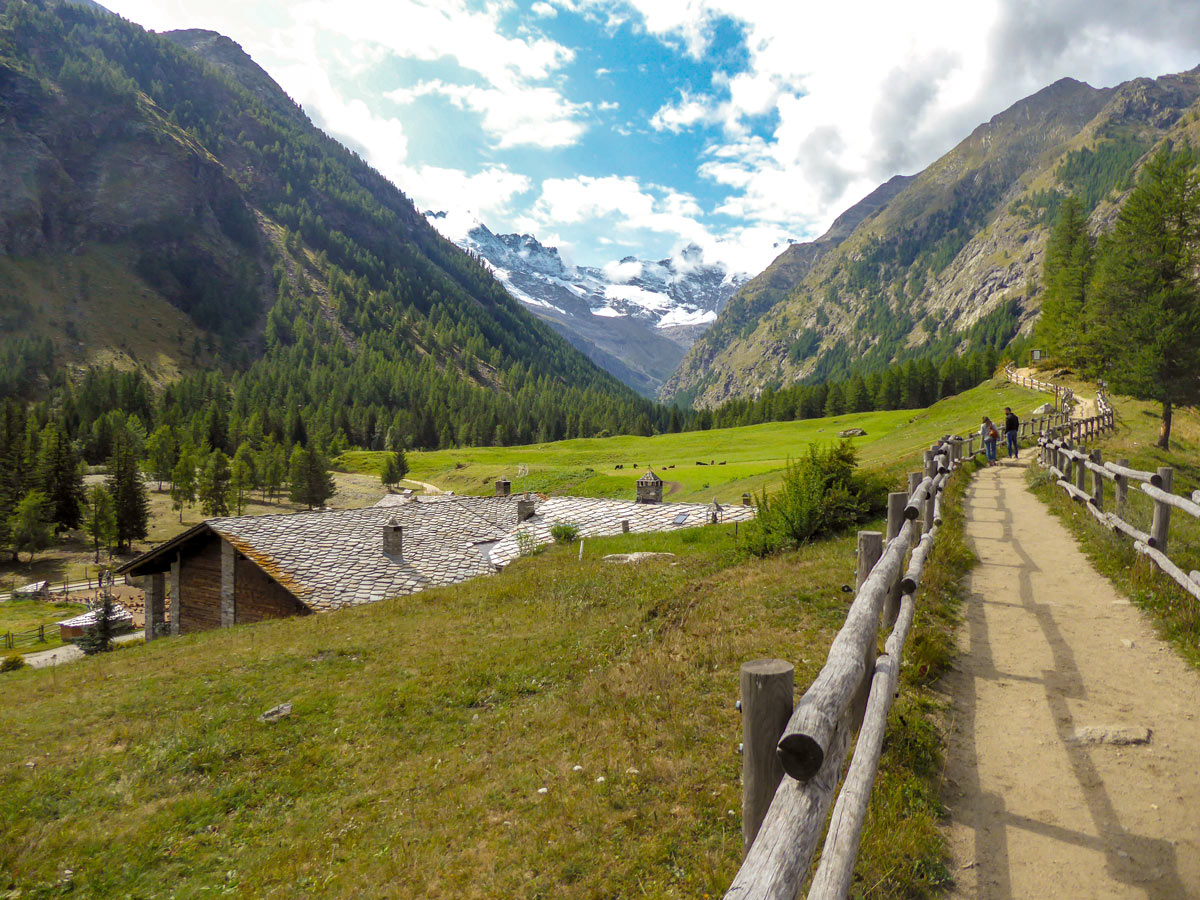 Trail in Valnontey on Rifugio Vittorio Sella hike in Gran Paradiso National Park, Italy