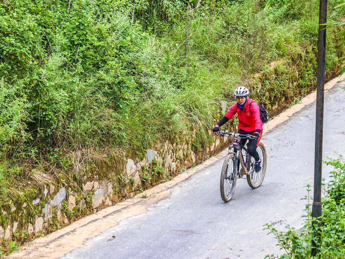 The uphill stretch to the Seto Gumba Monastery