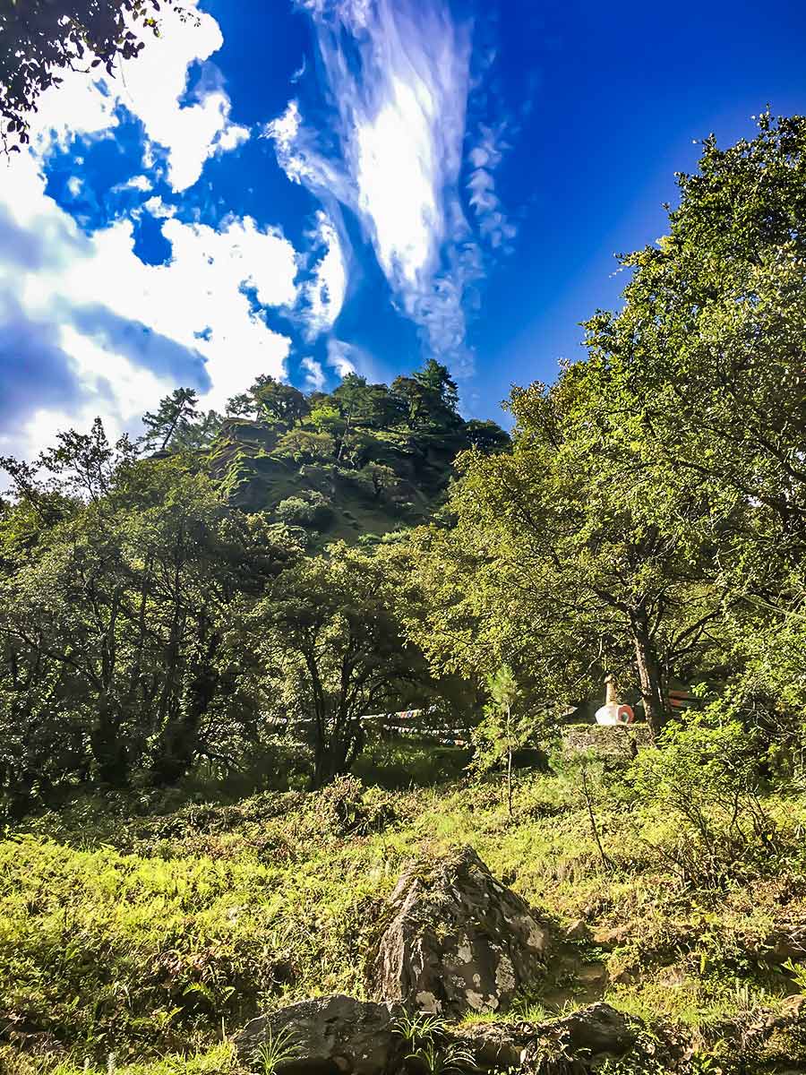 Small Chorten on the way up