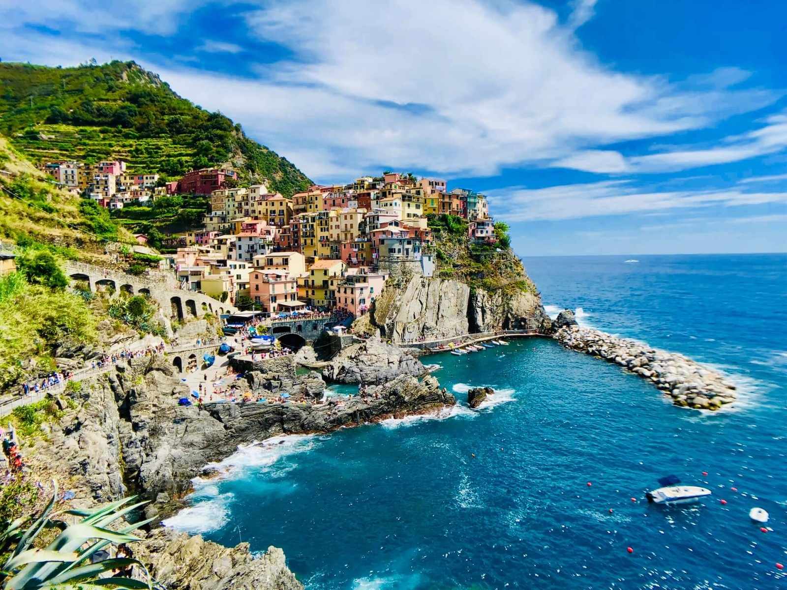 Cinque Terre stunning views of the peninsula