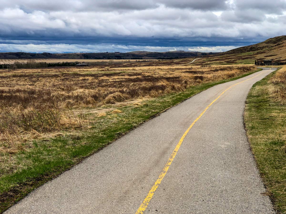 Walking biking path along Glenbow Ranche walking paths near Calgary Alberta