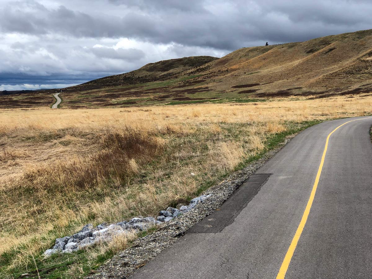 Winding walking biking paths through Glenbow Ranche near Calgary Alberta