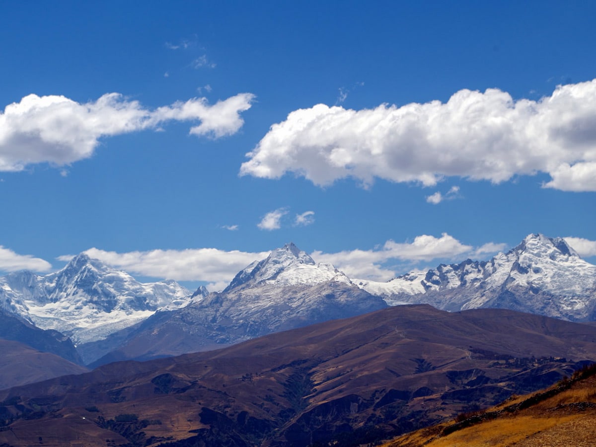 Snow topped mountains near Wilkacocha Viewpoint