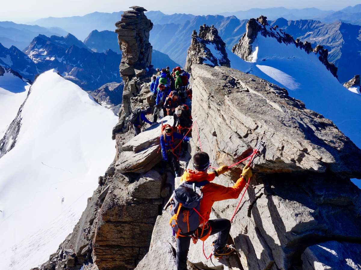 Climbers near the top of Gran Paradiso