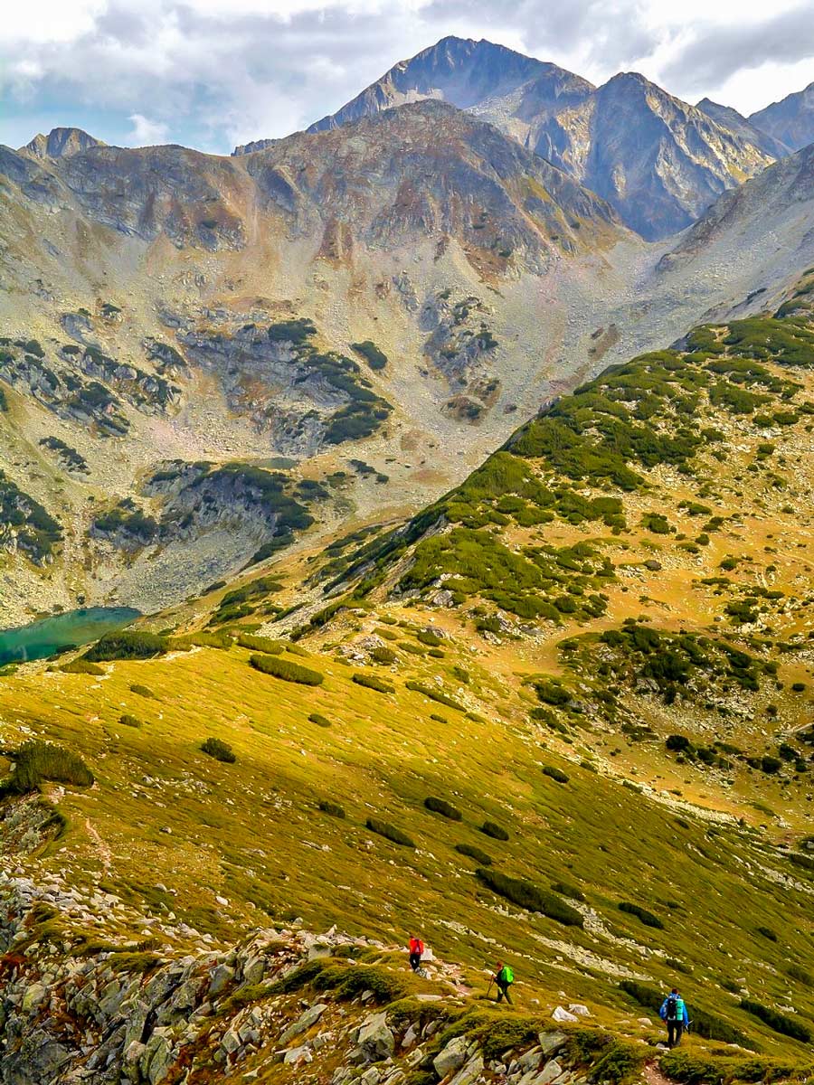 Mt Kamenitsa dominating the scenery from behind