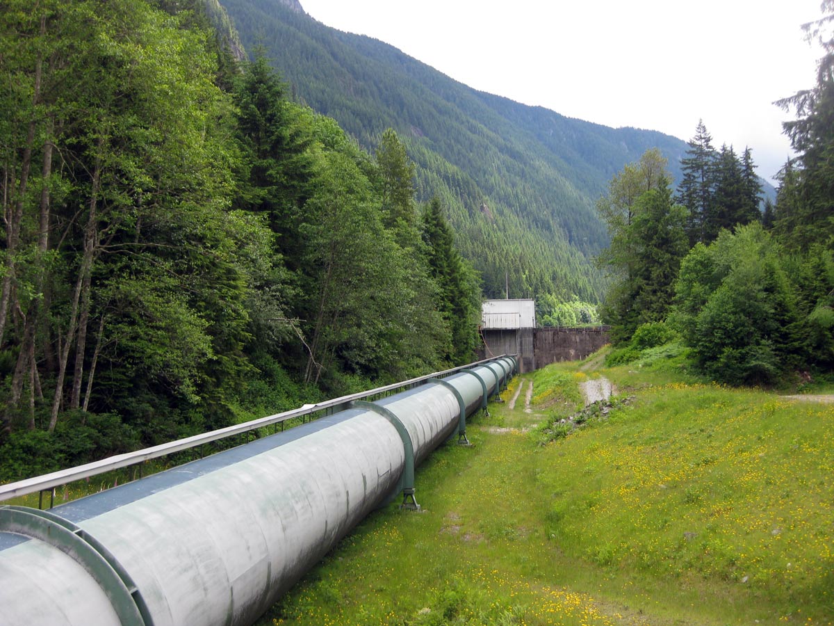 Part of BC Hydro Dam along Diez Vistas Hiking trail near Vancouver