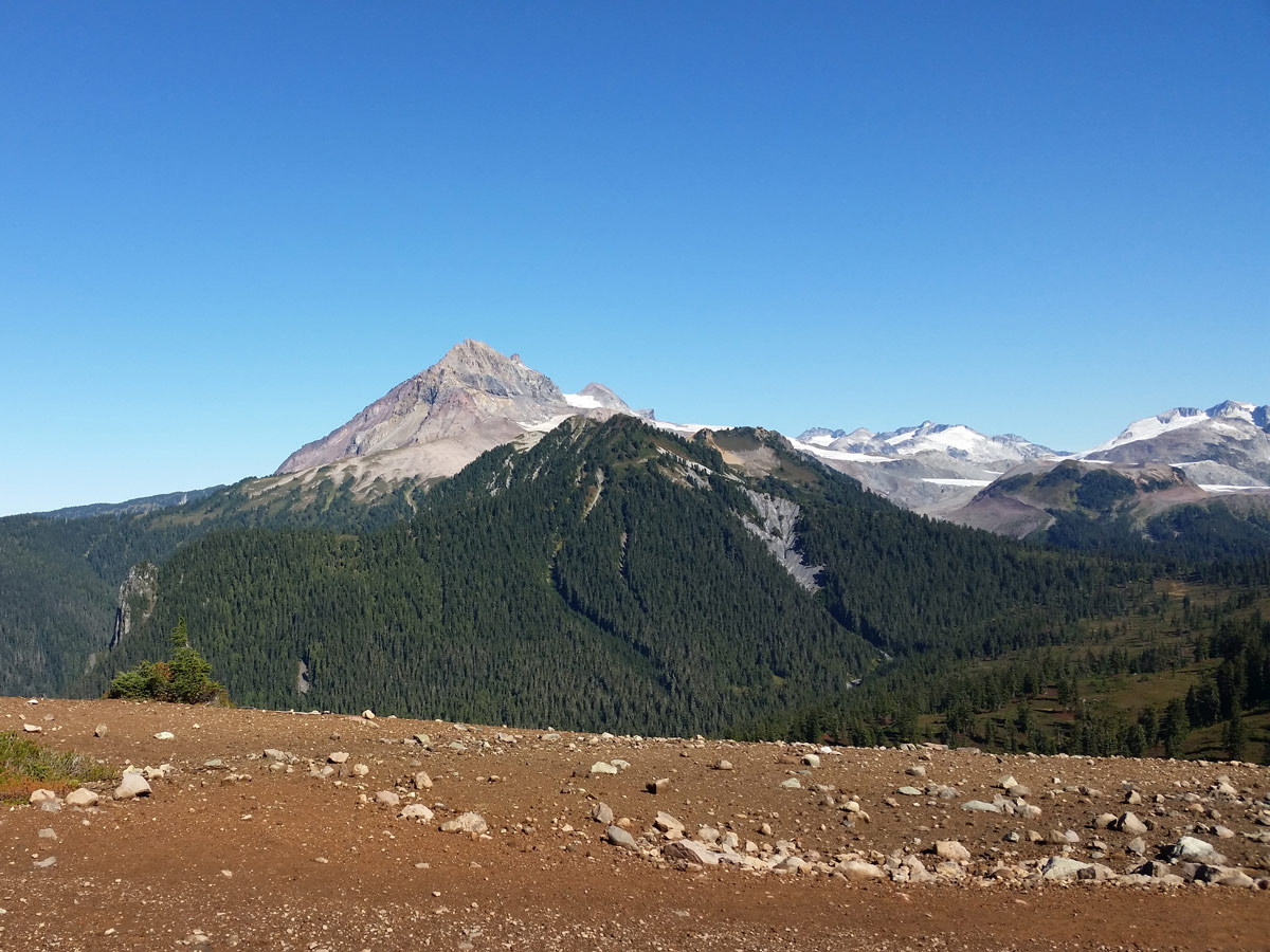 Elfin Lakes Trail