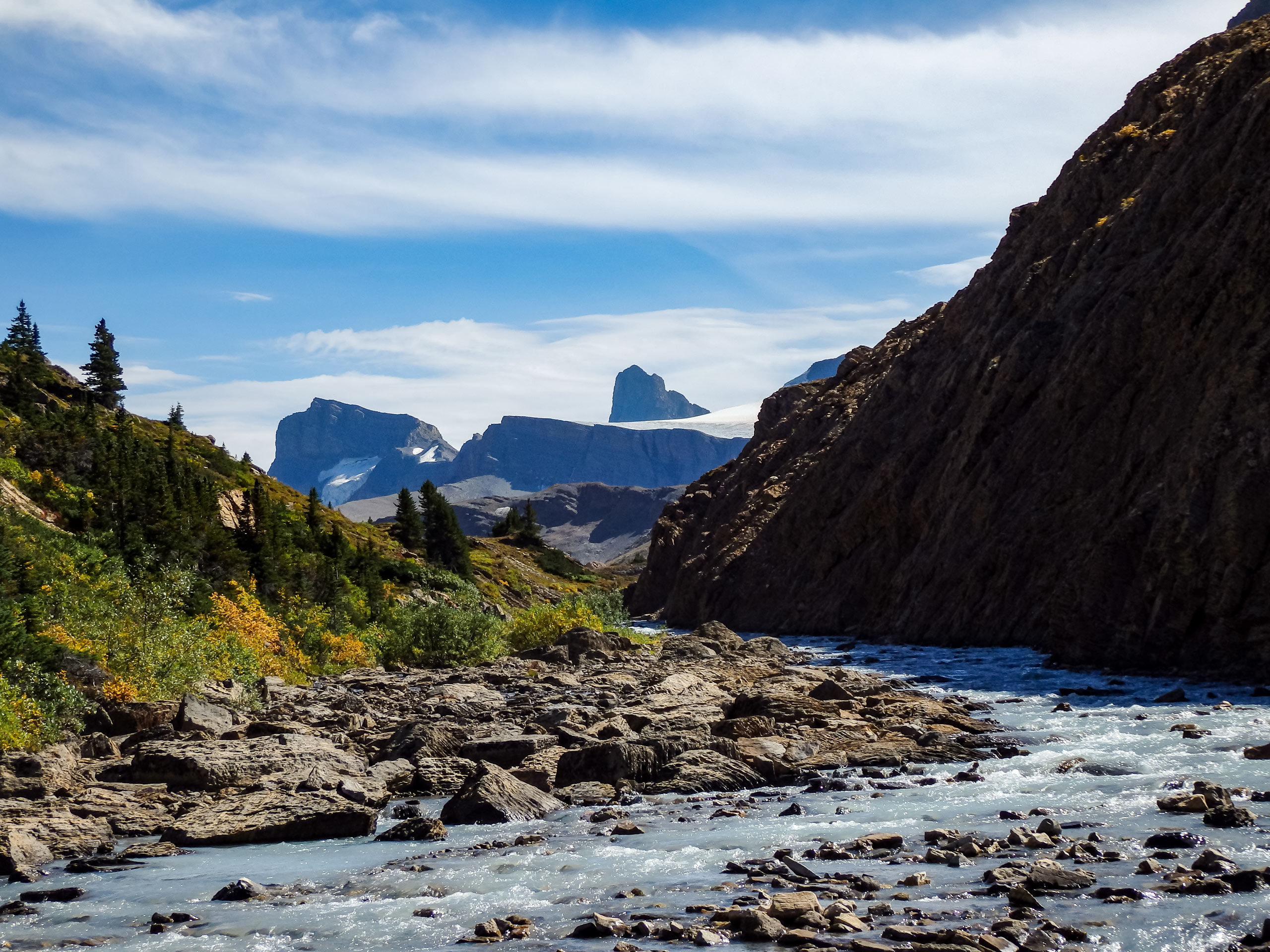 Brazeau River in teh Jasper rocky mountains Brazeau river