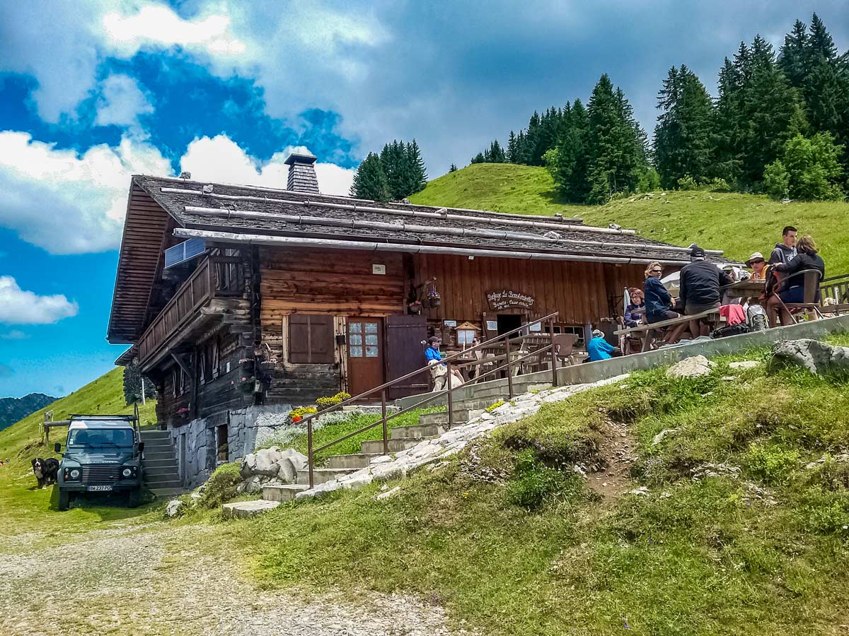 Bombardellaz refuge lunch hiking in France