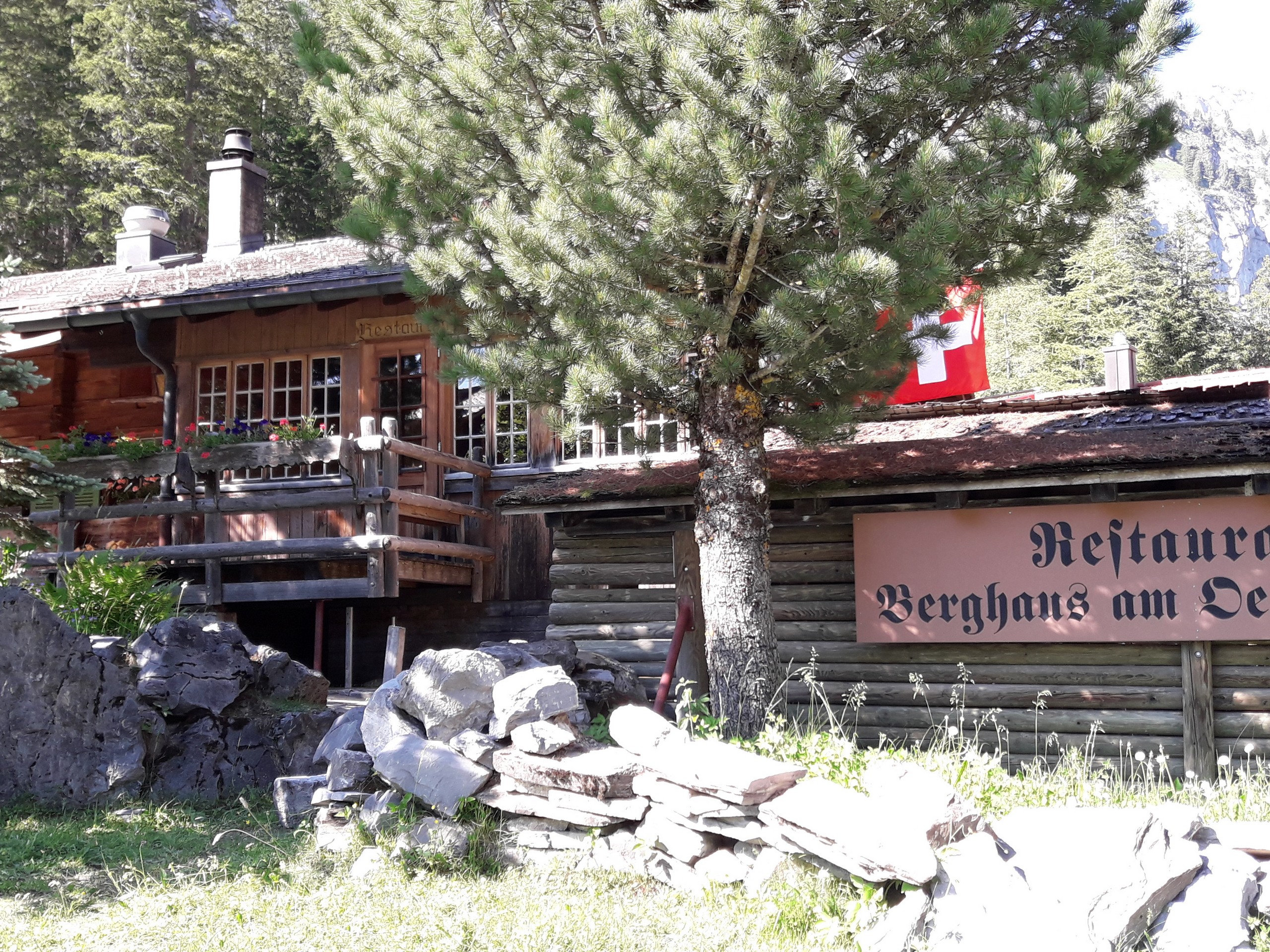 Mountain hut, Frudenhut trail