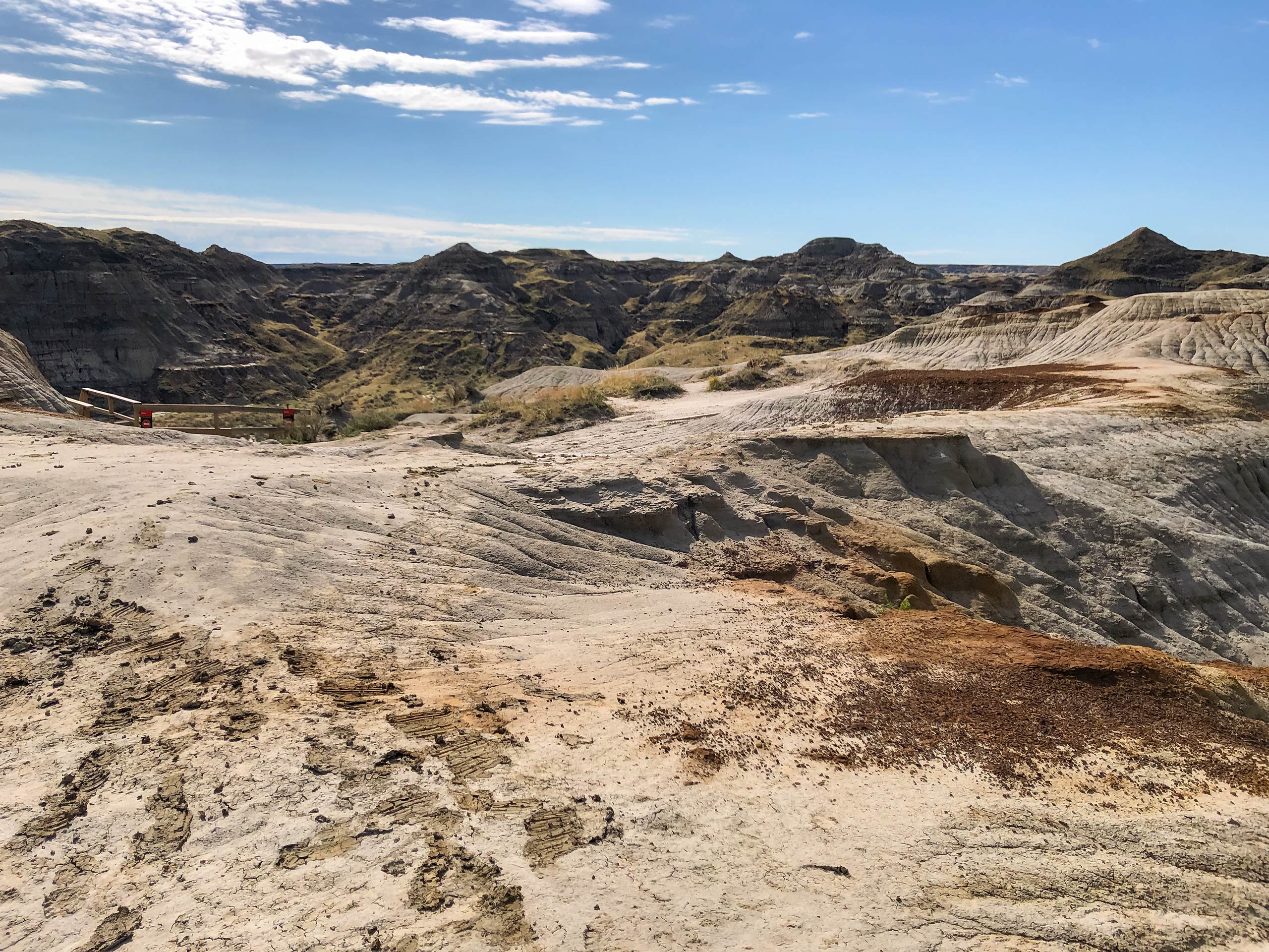 Canadian deserts along Coulee Viewpoint trail Dinosaur Provincial Park Alberta