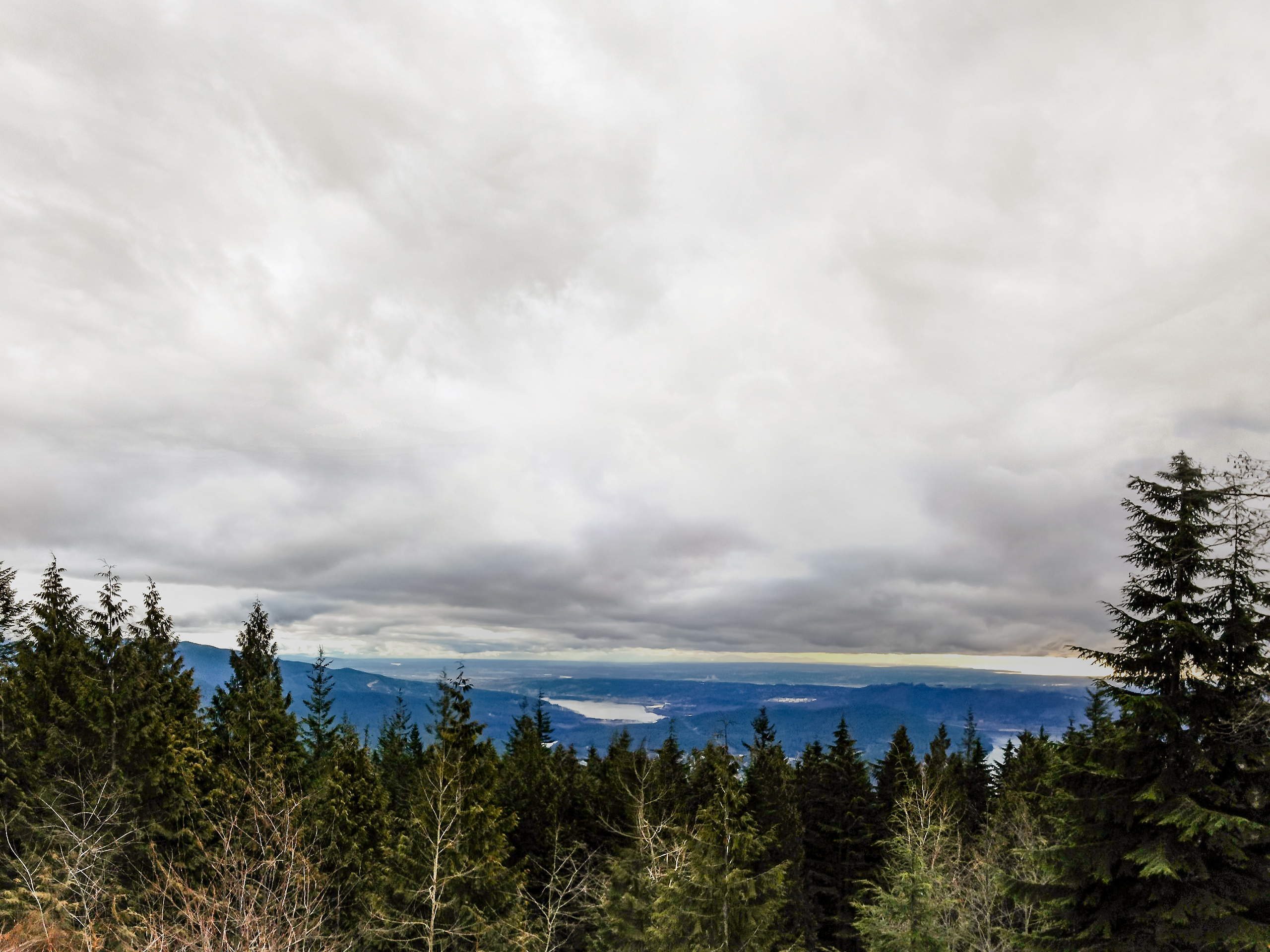 Deep Cove Lookout via Perimeter Trail