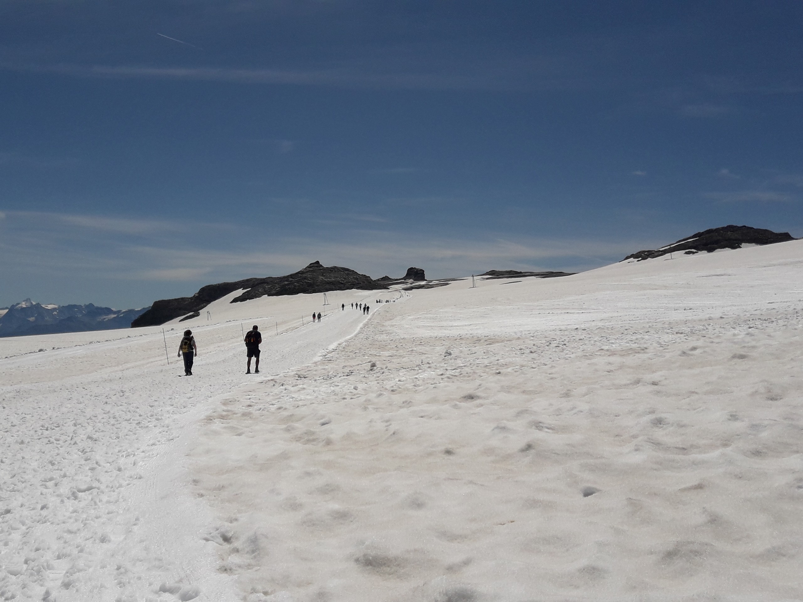 Walking on the grated path of Quille du Diable