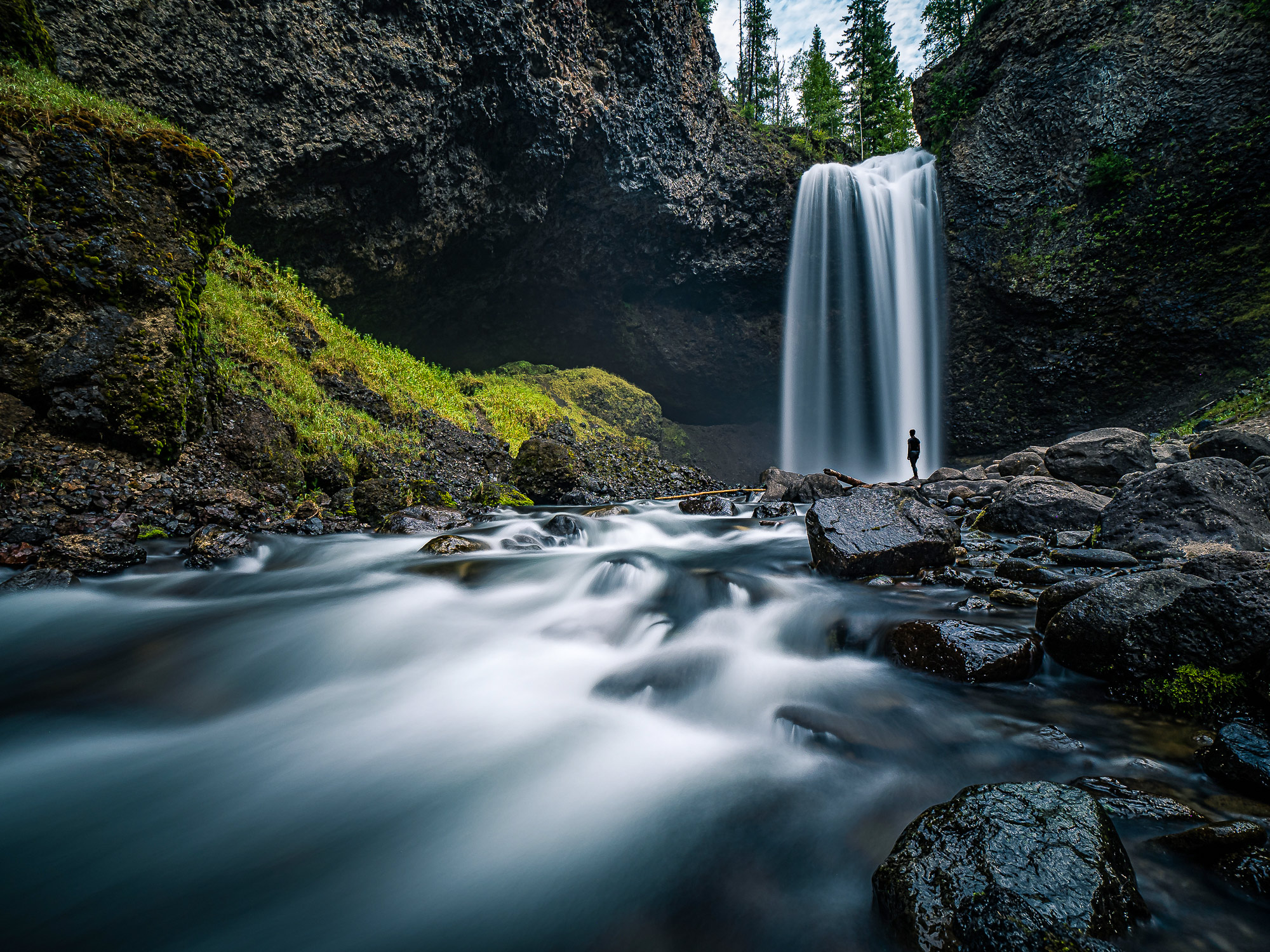 Moul Falls Trail