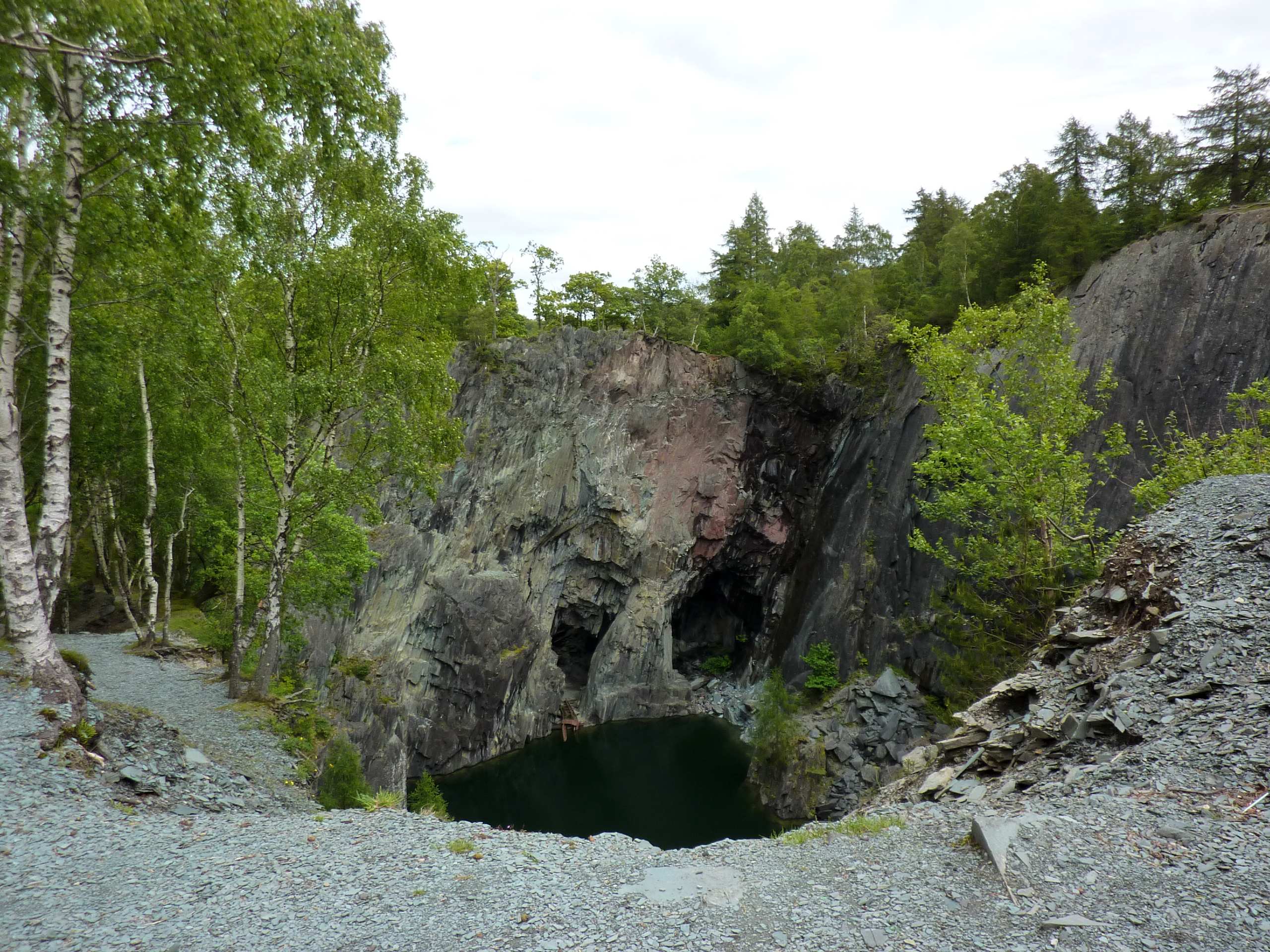 Hodge Close Quarry & Cathedral Cavern Walk