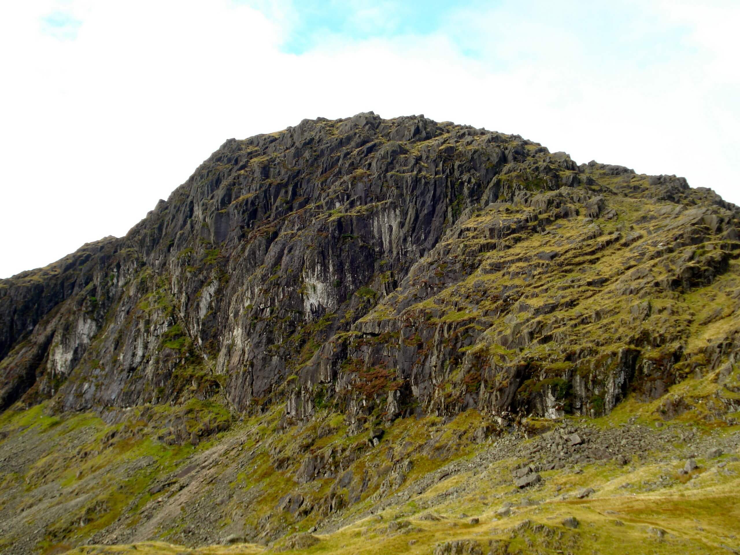 Langdale Pikes Walk: Pavey Ark, Harrison Stickle, Pike of Stickle