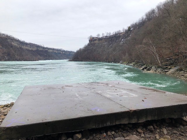 The shore of the Niagara River during winter