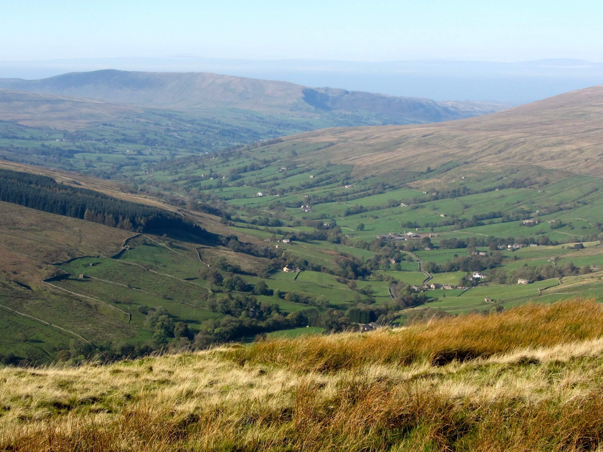 Stone House and Great Knoutberry Hill Walk