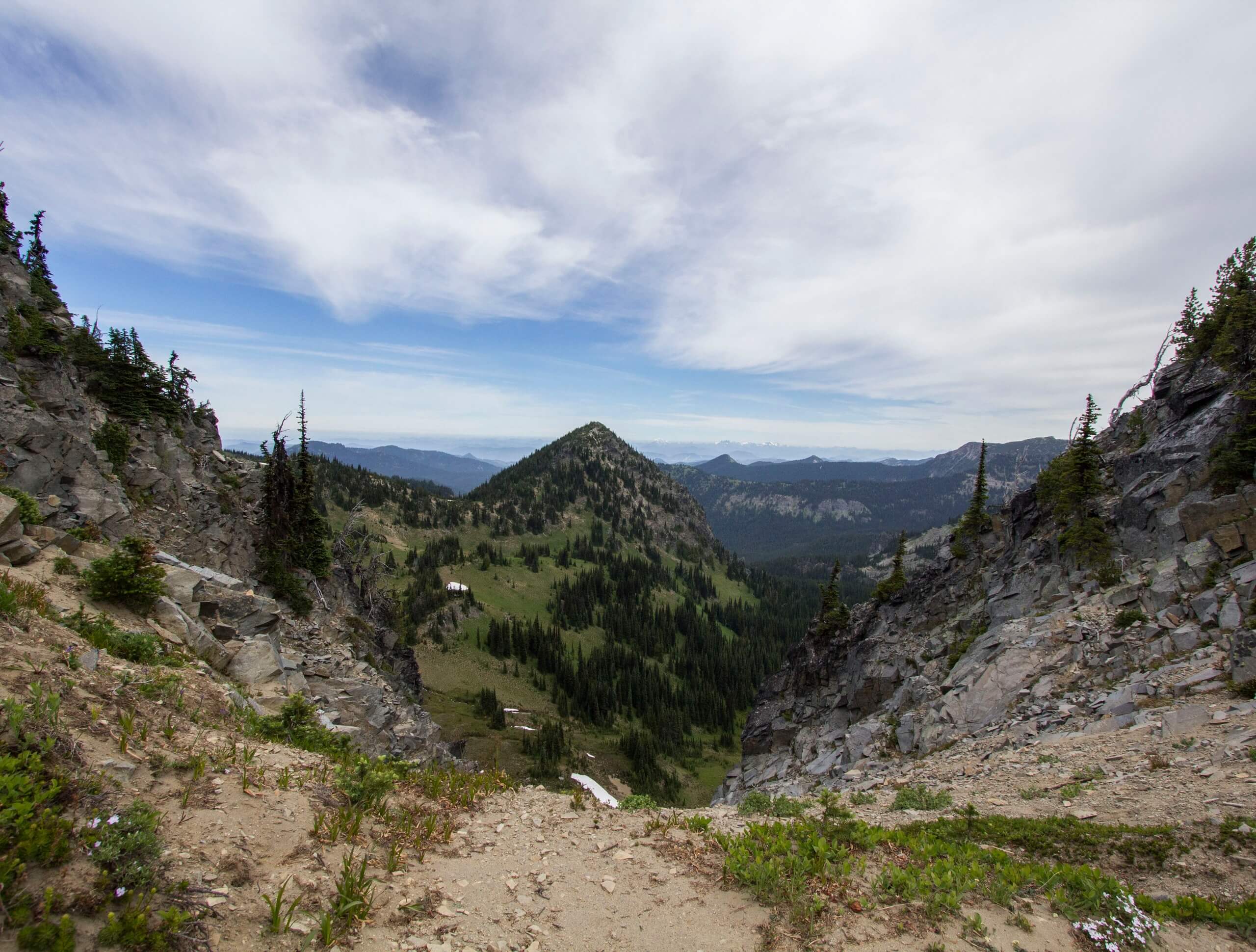 Frozen Lake via Sourdough Ridge Trail