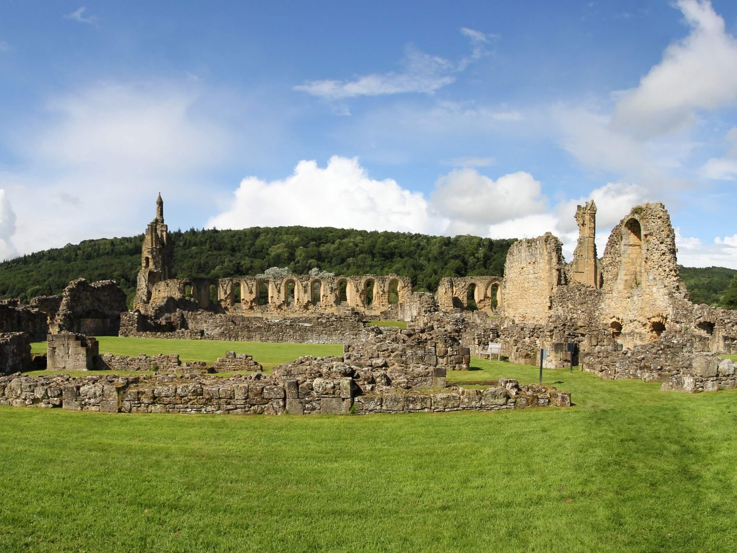 Byland Abbey and Mount Snever Observatory Walk