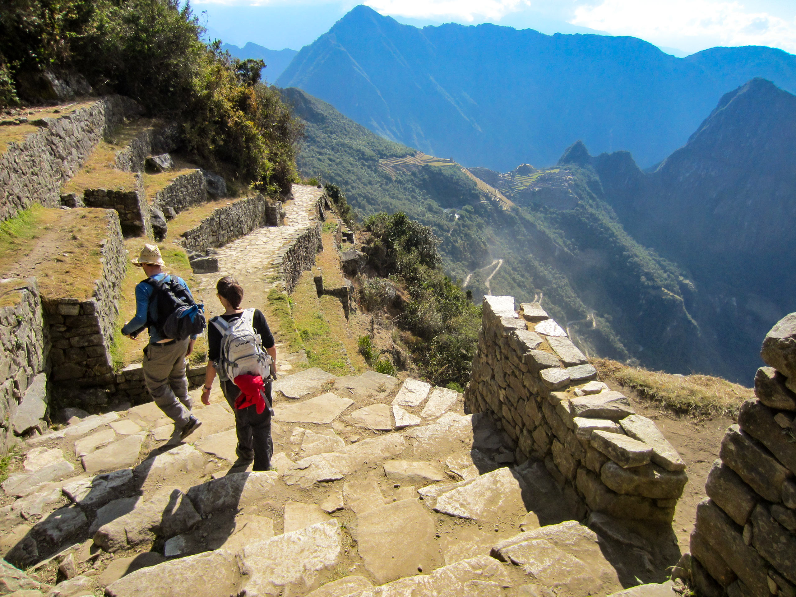 Sun gate Itipunku entering Machu Picchu hiking trekking Andes in Peru