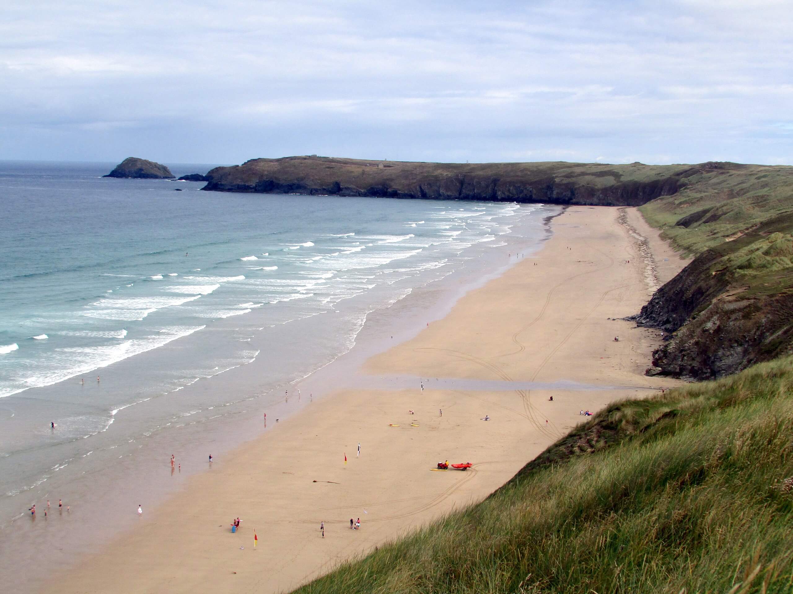 Perran Beach to Holywell Walk