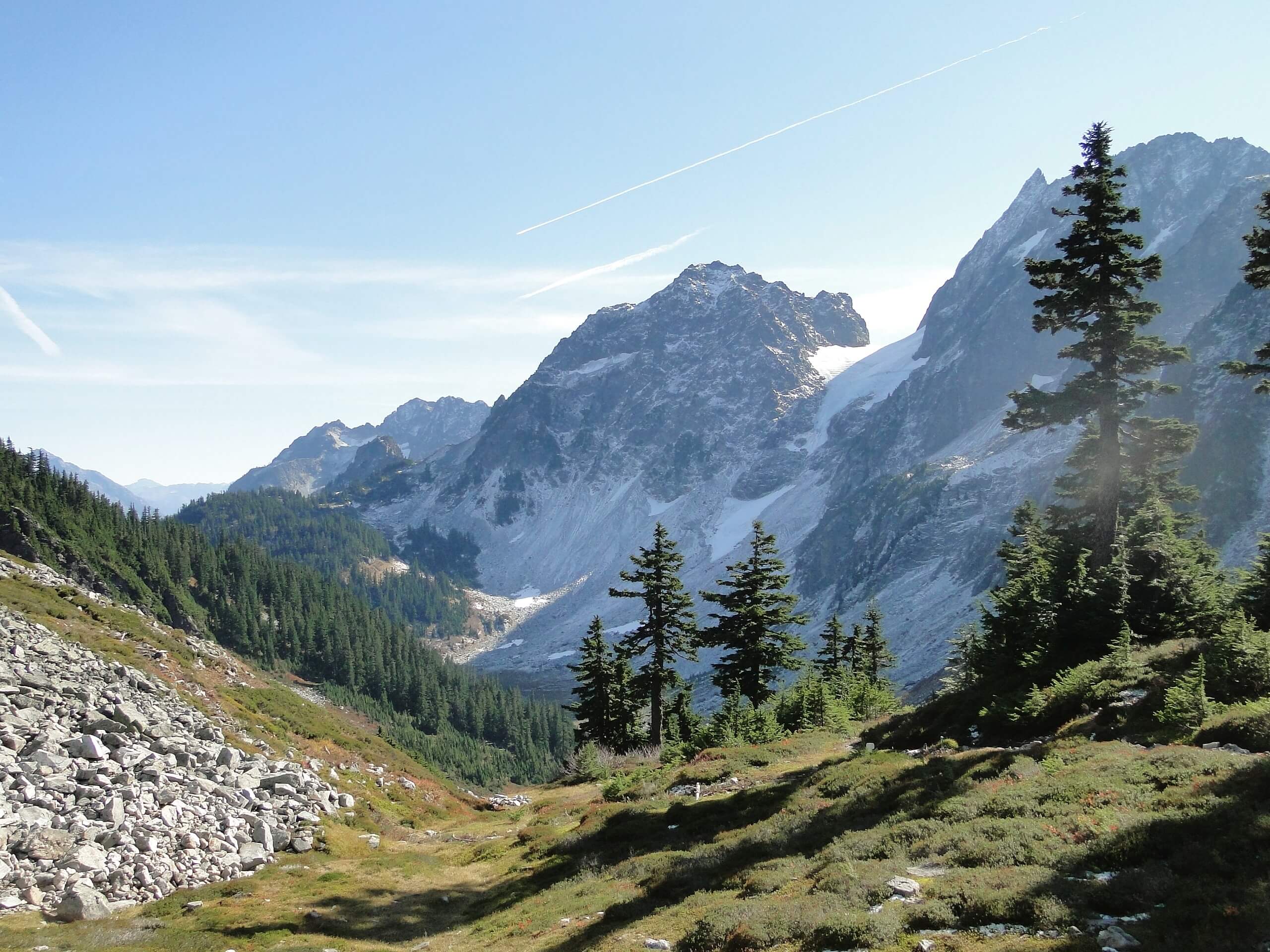 Cascade Pass and Sahale Arm Trail