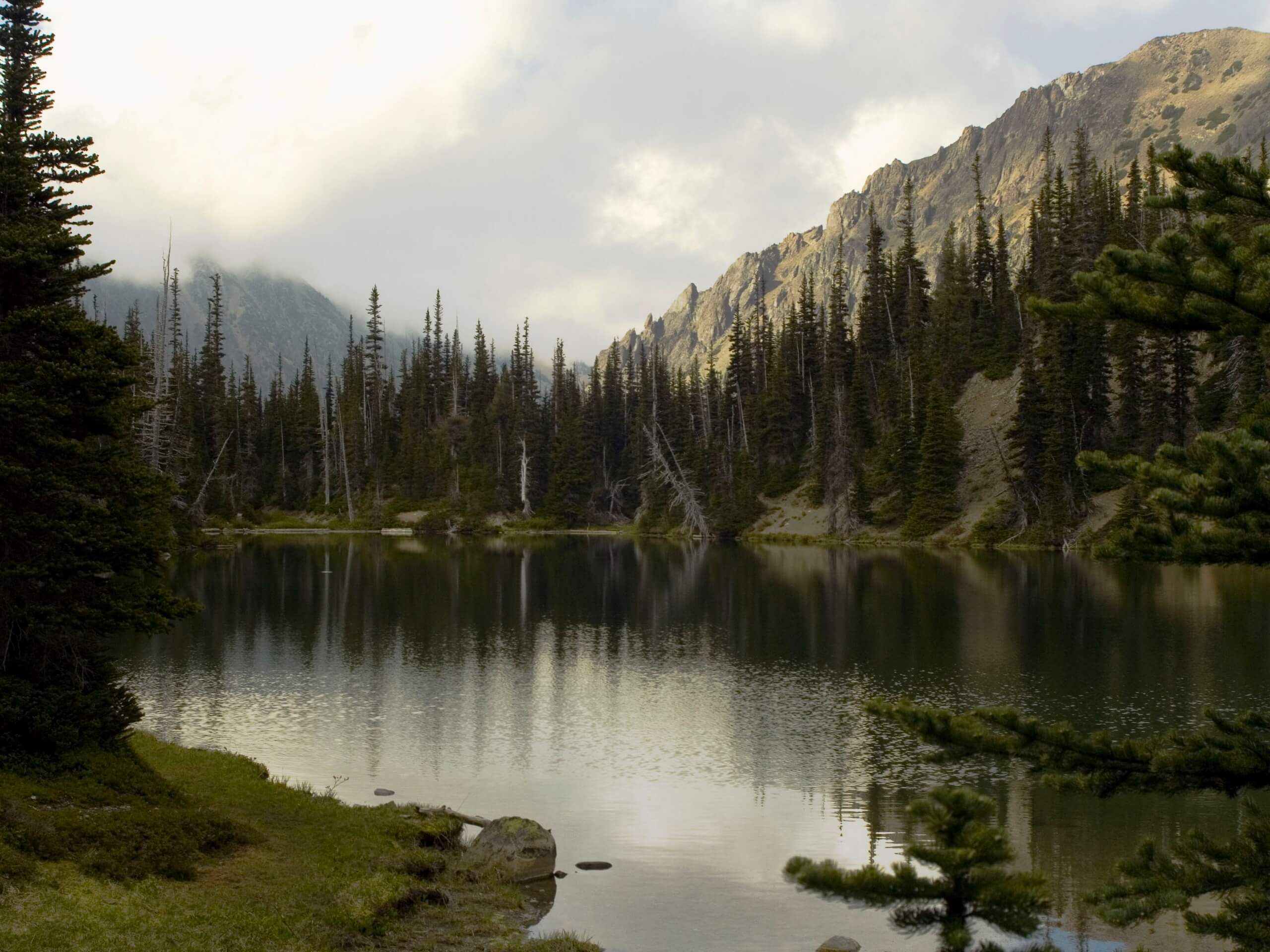 Royal Basin and Royal Lake Hike