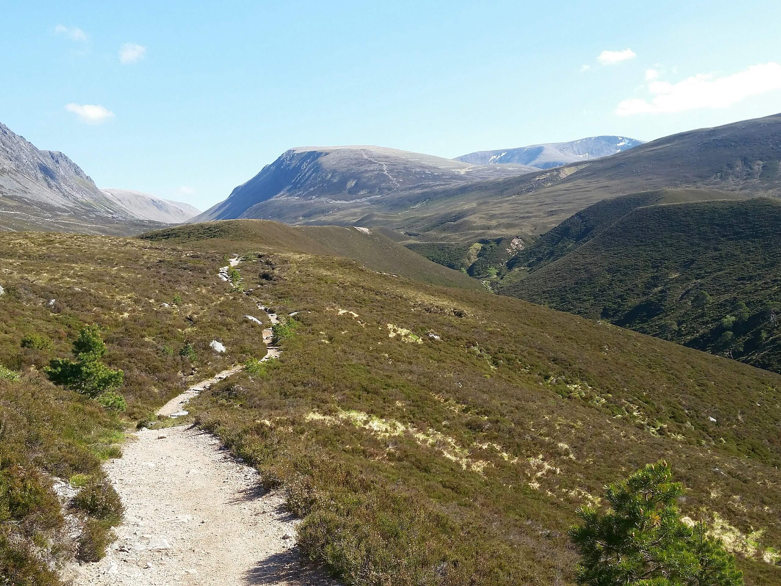 Lairig Ghru Walk