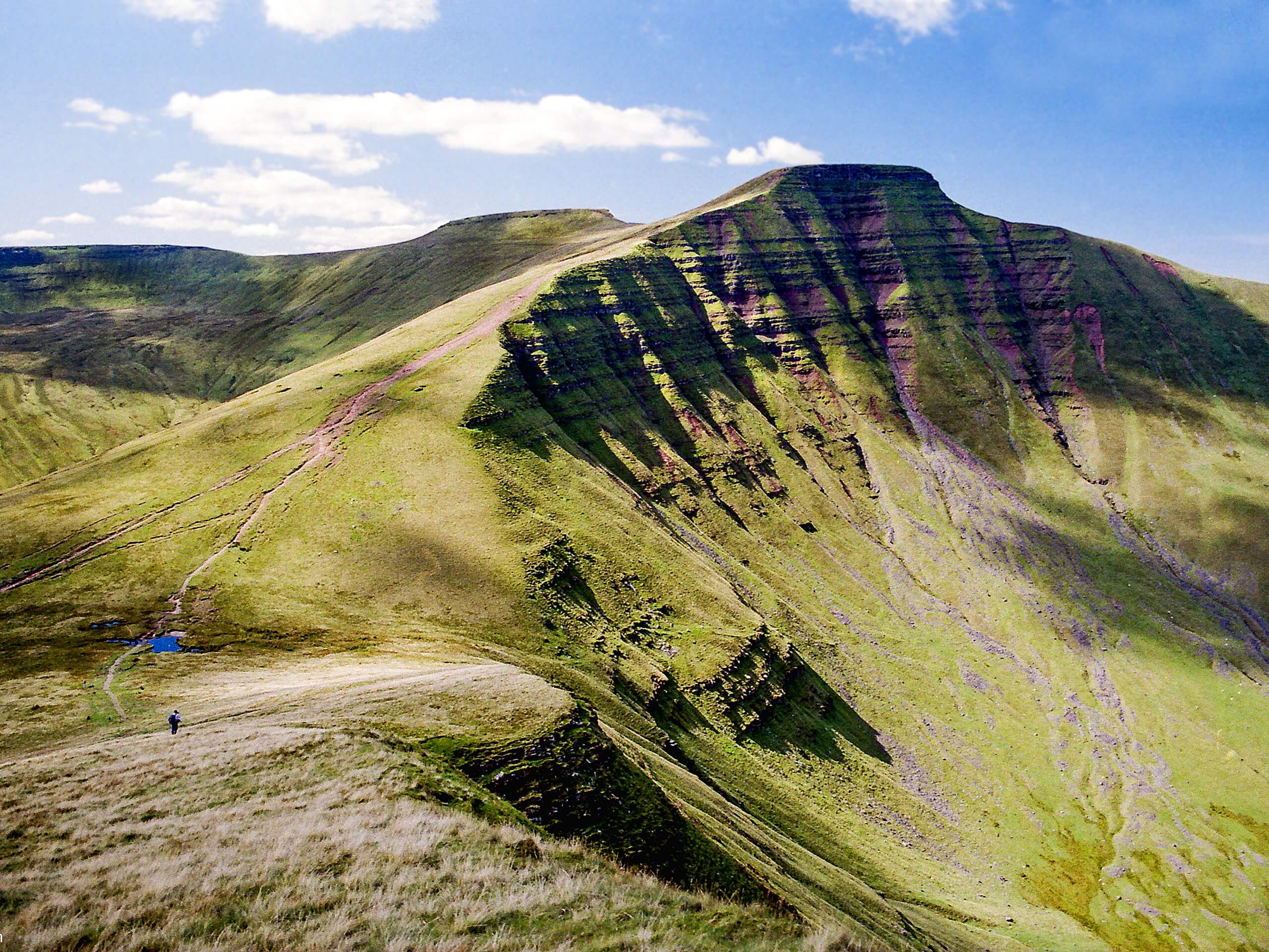 Llanfrynach and Cribyn Circular Walk