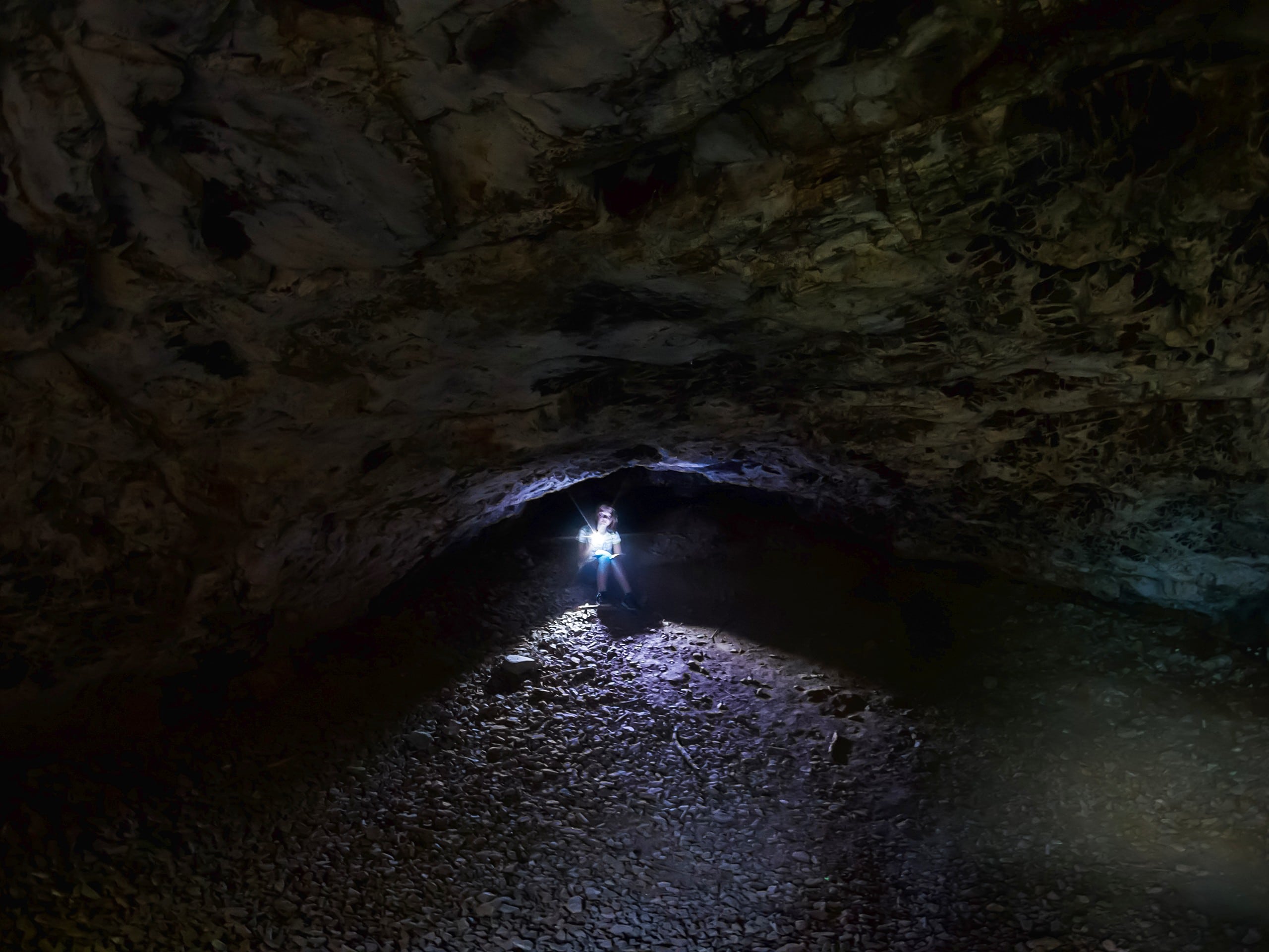 Layser Cave Trail