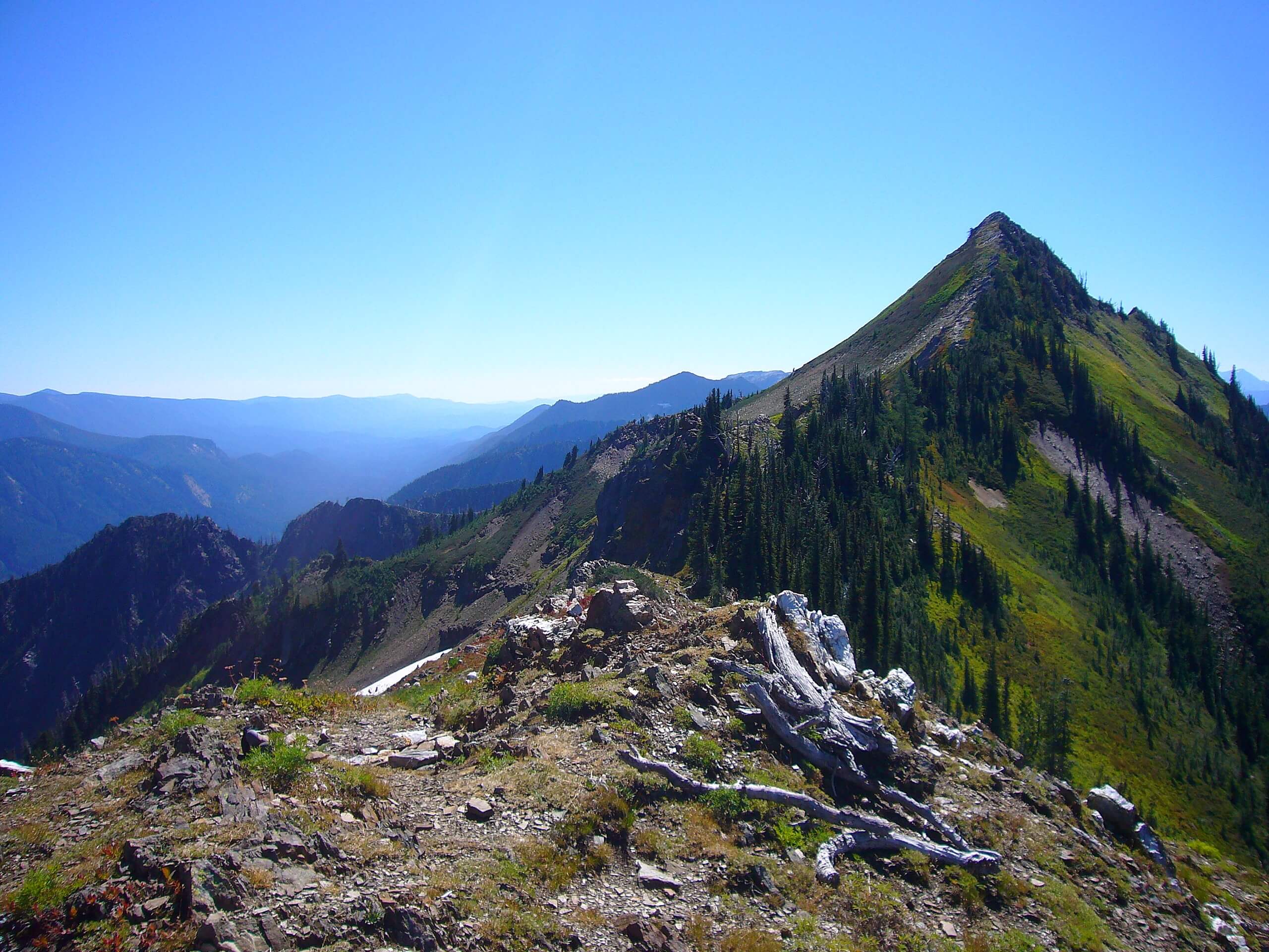 Little Giant Pass Hike