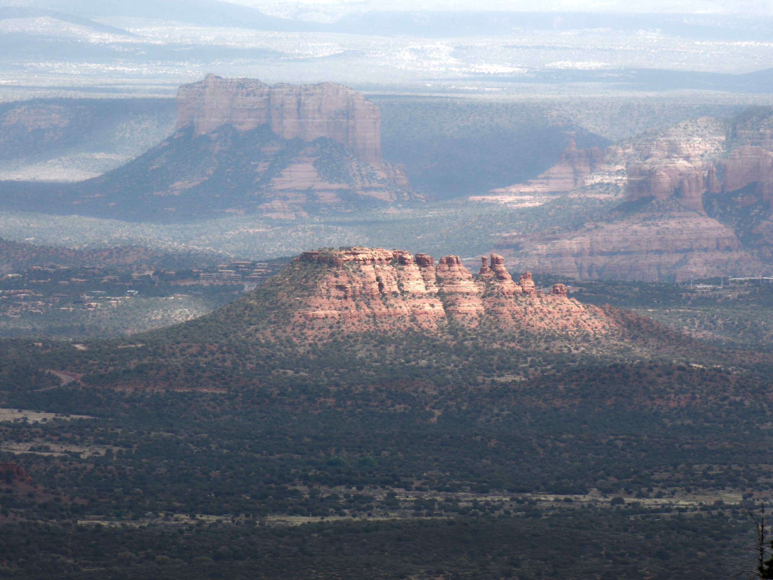 The Cockscomb is one of Sedona’s many interesting rock formations, and this hike shows it off while also taking you past Doe Mountain. It’s a fairly low-key trip, but you’ll still have excellent views of the iconic red rocks that Sedona is known for. This hike begins from the Bear Mountain Trailhead. While hikers headed for Bear Mountain will cross the street, you’ll want to take the trail on this side of the road. Take Aerie Trail and head towards the edge of the mesa on a route lined by juniper, agave, and yucca. If you want to add in a climb of Doe Mountain, take a left where the switchbacks start. If not, continue on, crossing Aerie Road and heading towards The Cockscomb. You’ll pass the northern side of it before taking a left onto Cockscomb Trail. Take Cockscomb Trail back towards Doe Mountain, staying left at the 4-way junction. This will take you back to the trailhead.