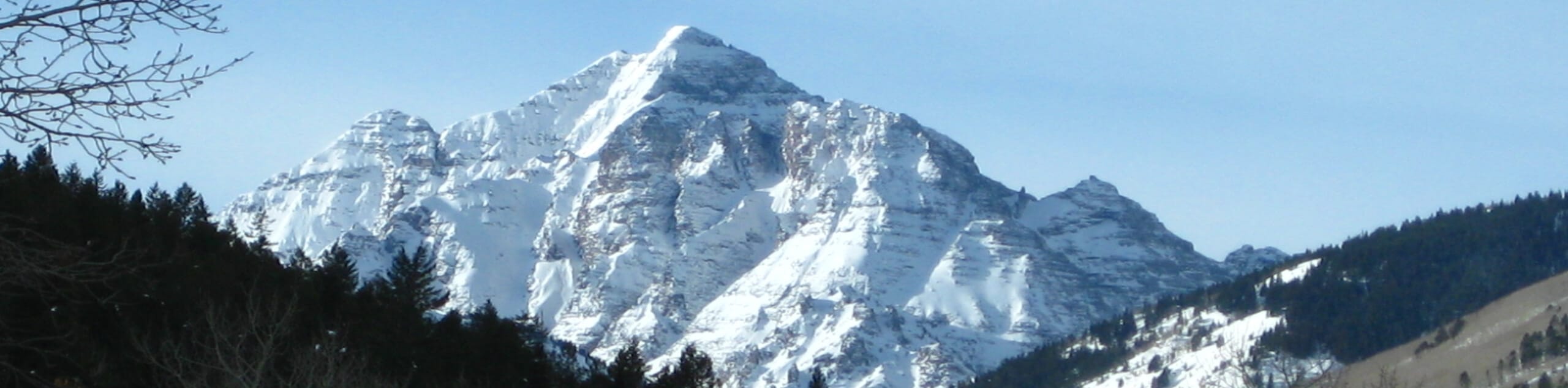 Pyramid Peak Trail