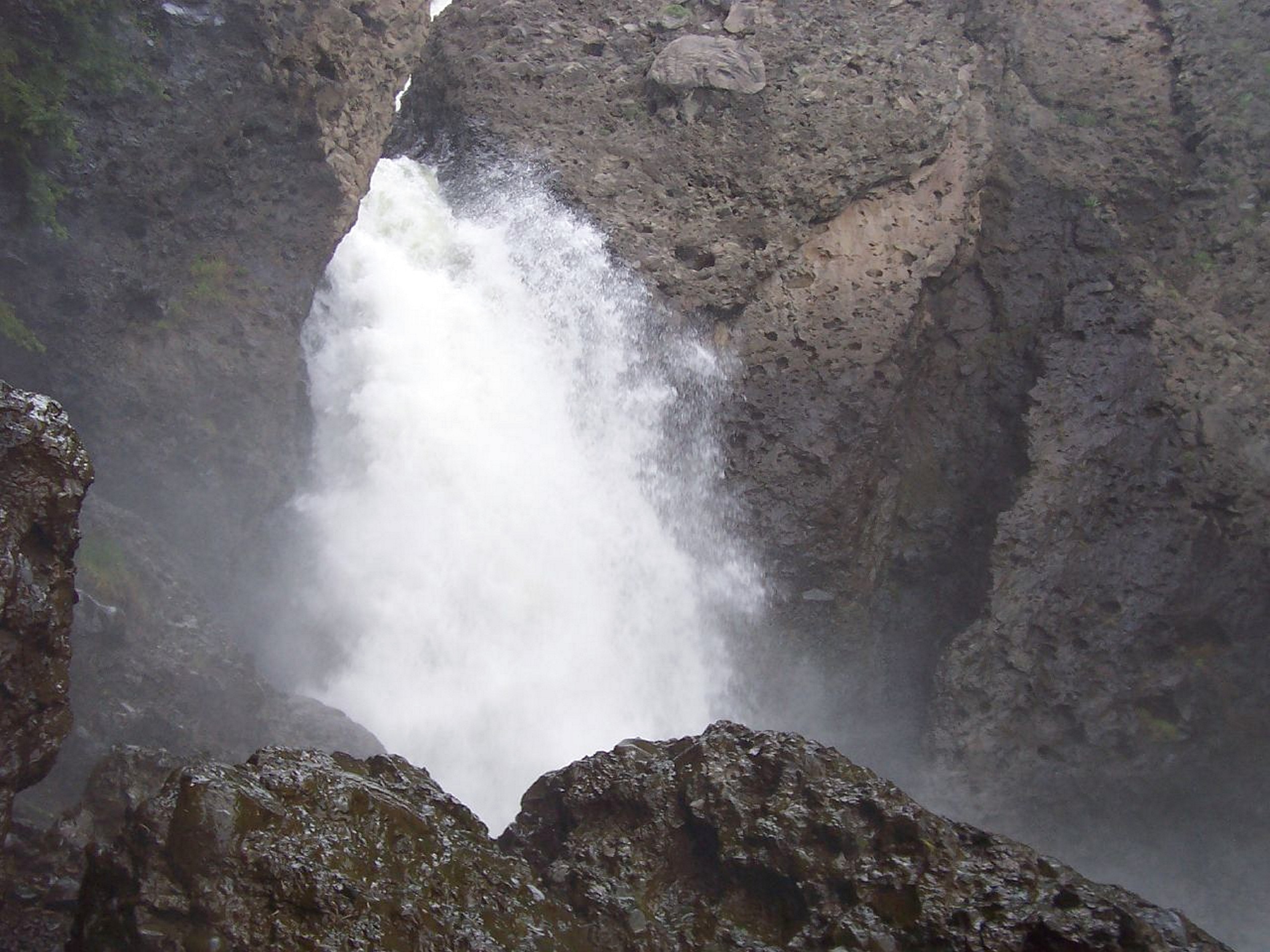 Piedra Falls Trail