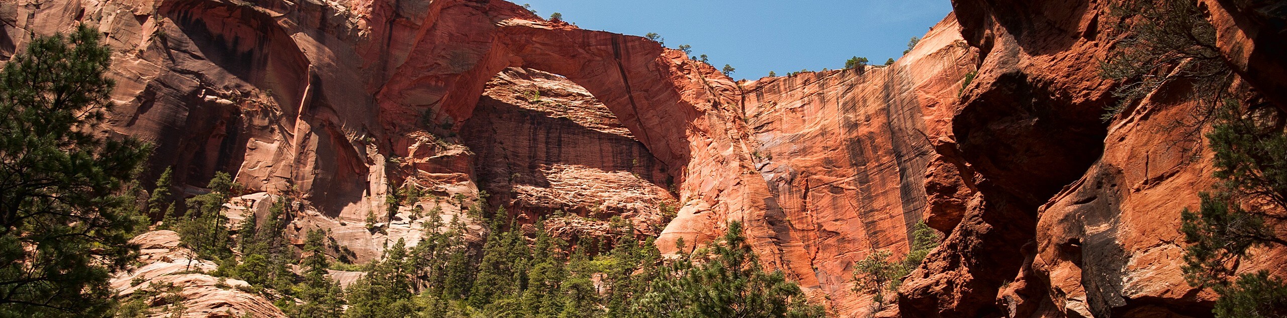 Hop Valley and Kolob Arch Trail