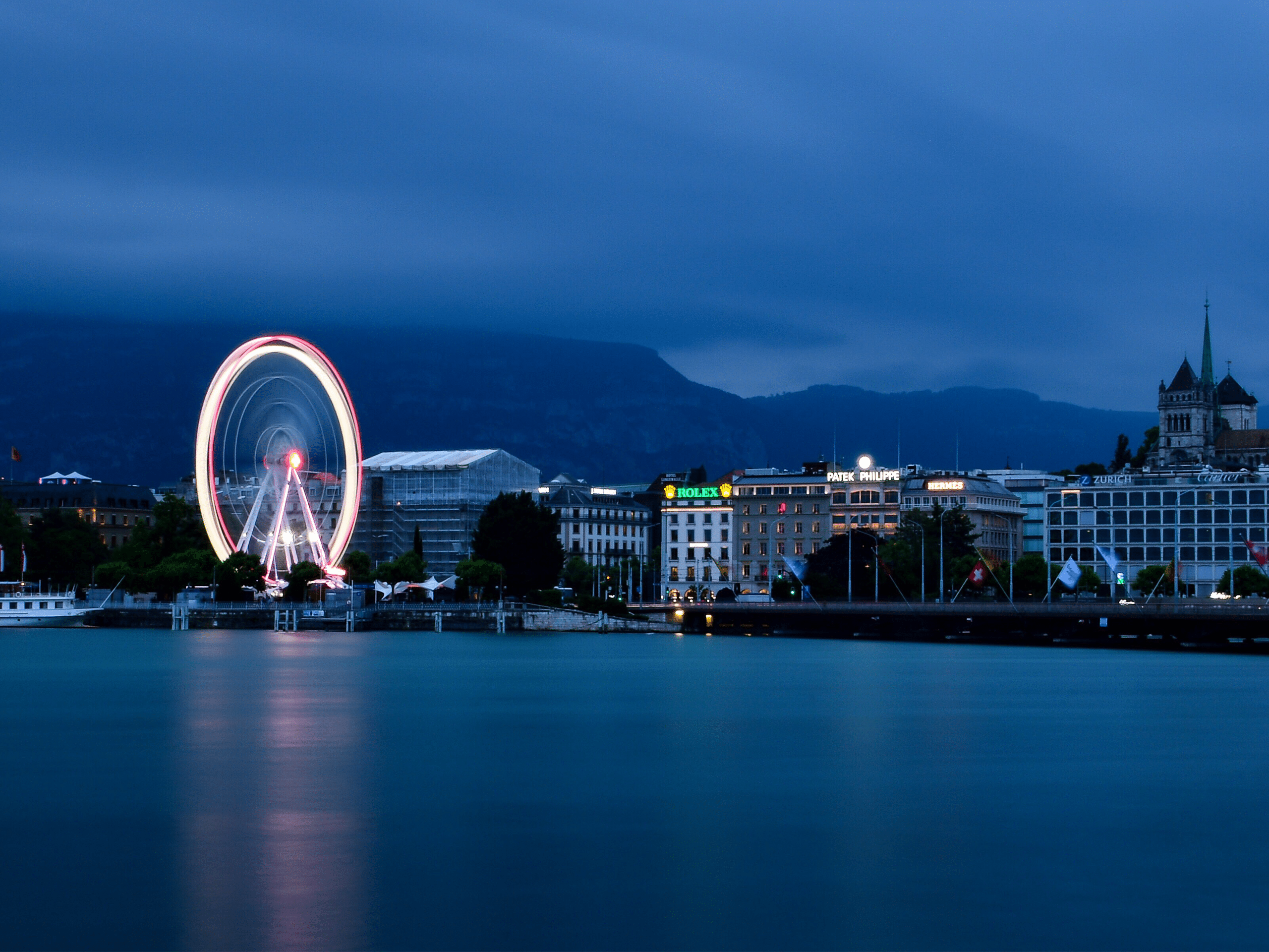 Book your flight to Geneva for the closest access to Mont Blanc