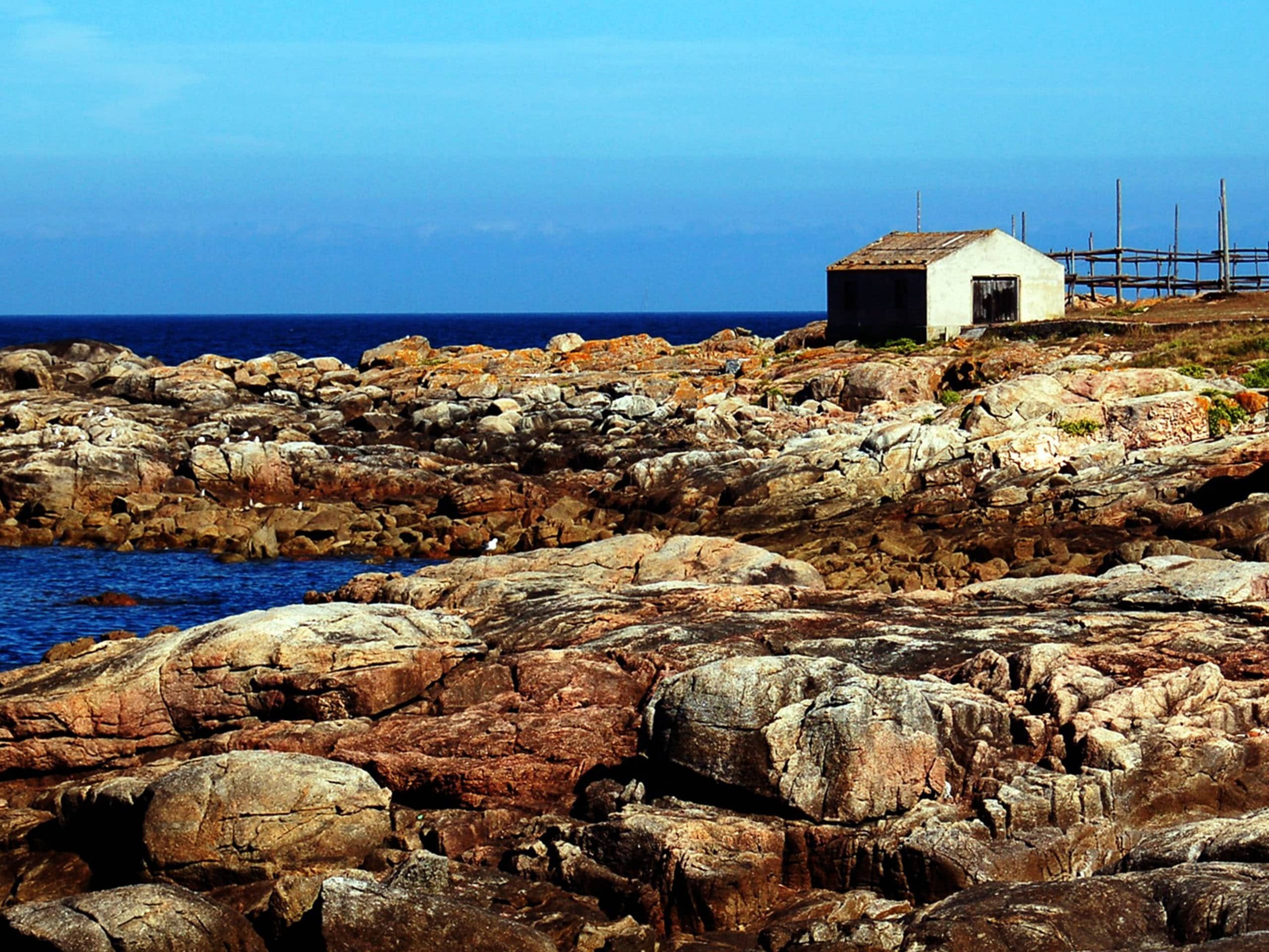 Camino Finisterre is a great route option in the summer months