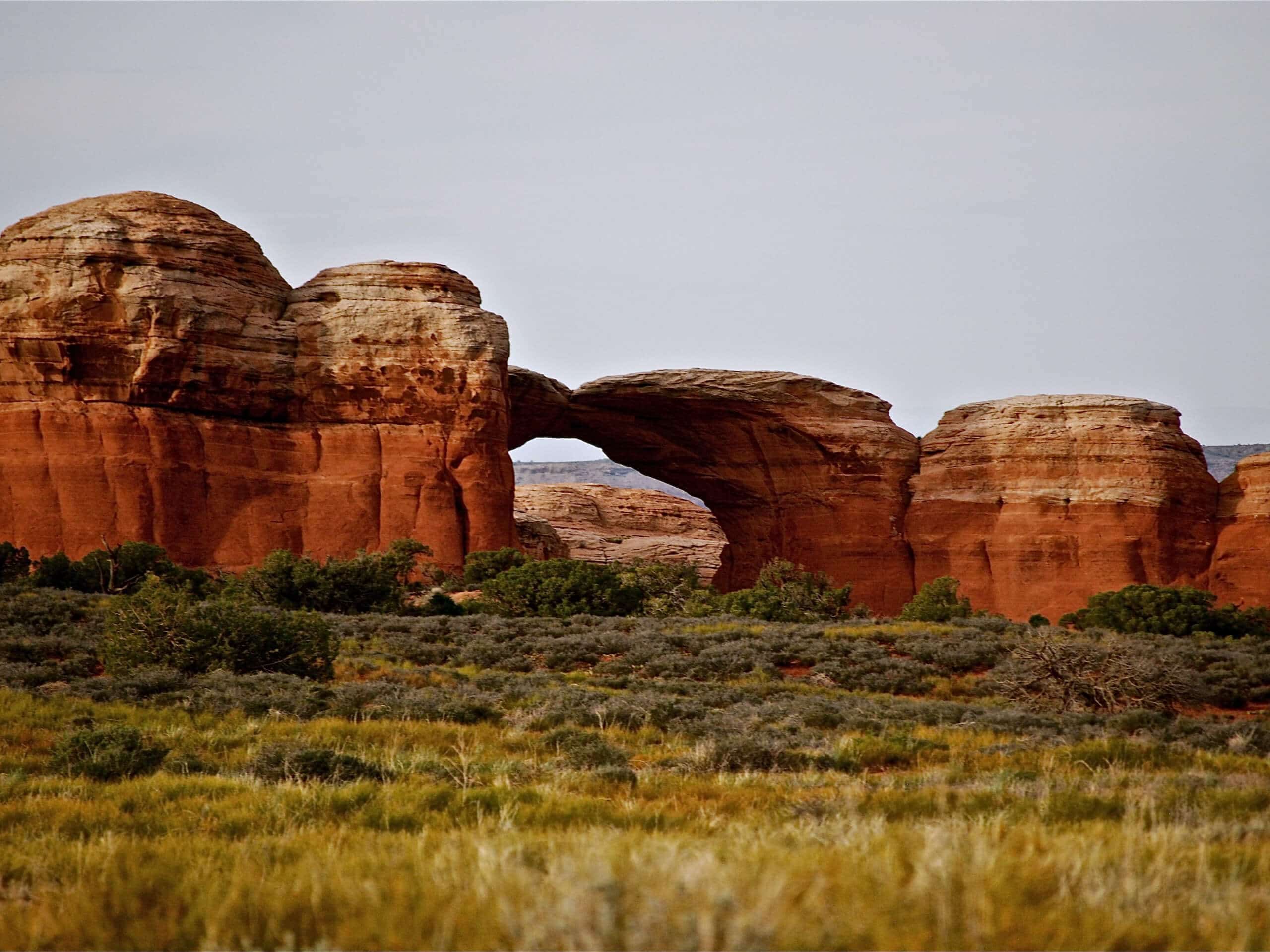 Sand Dune Arch to Broken Arch Loop