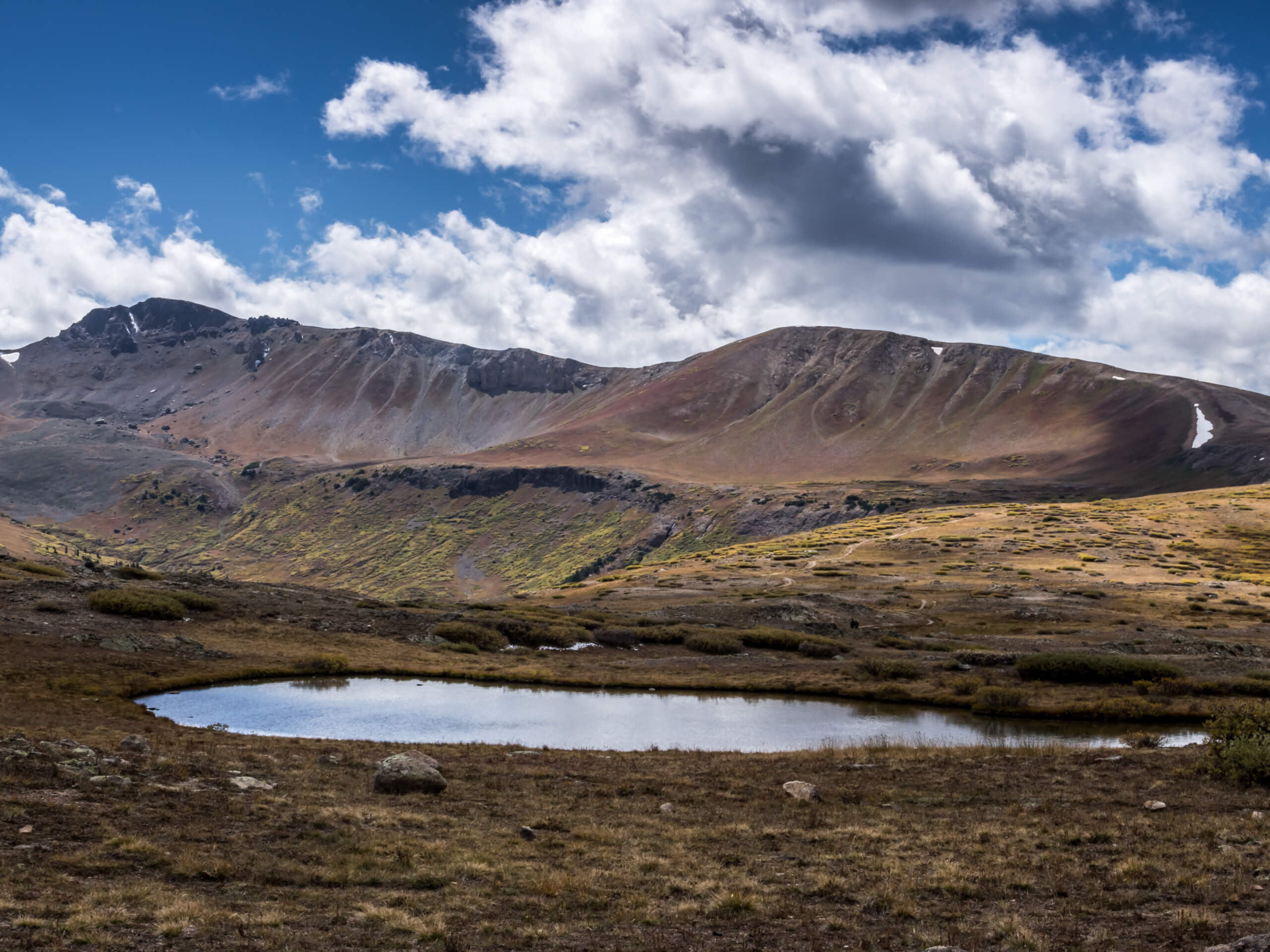 Independence and Lost Man Lakes Hike