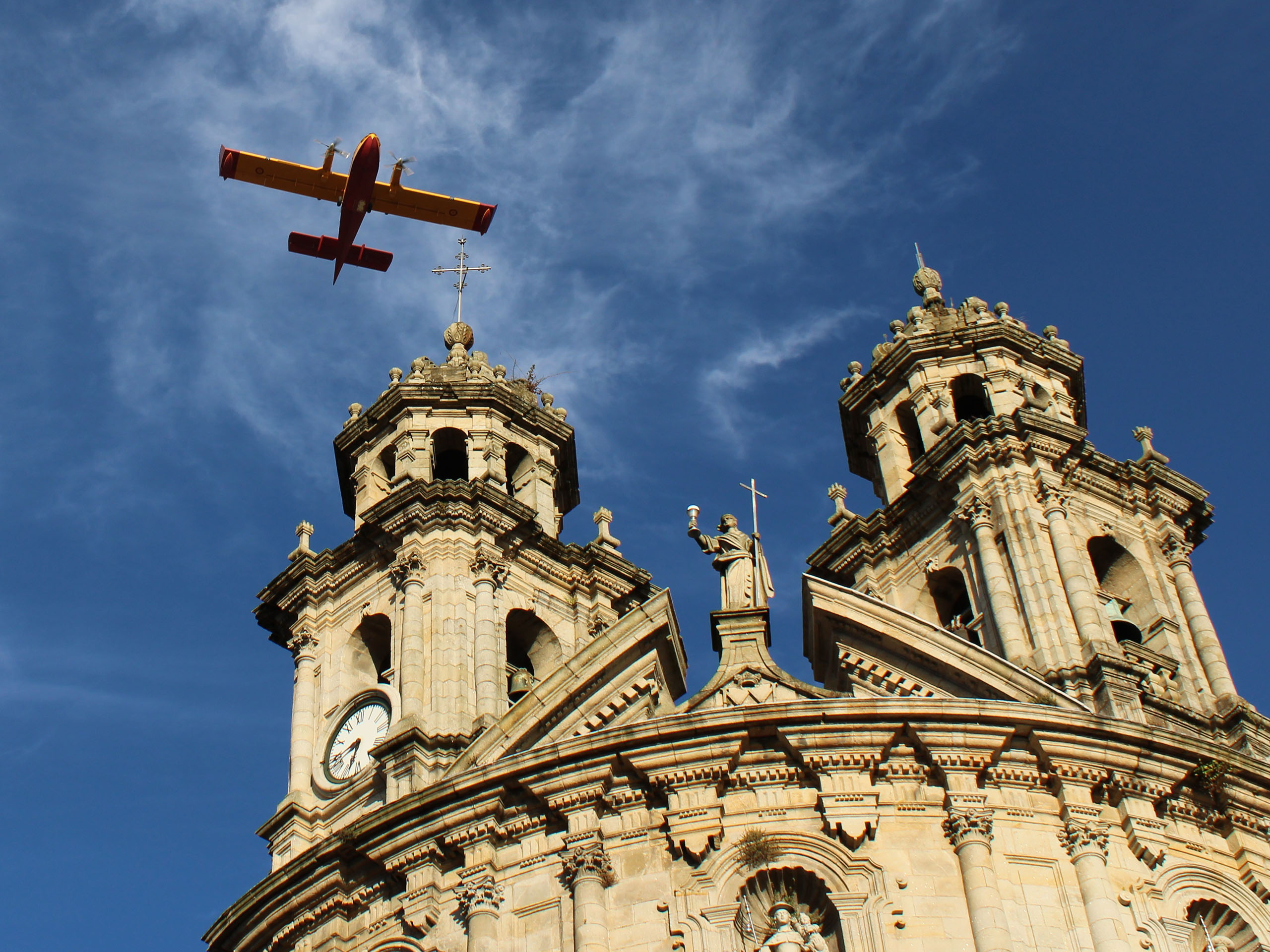 Camino Portugués - Day 8 - Explore the La Peregrina Church, a stunning chapel in Pontevedra