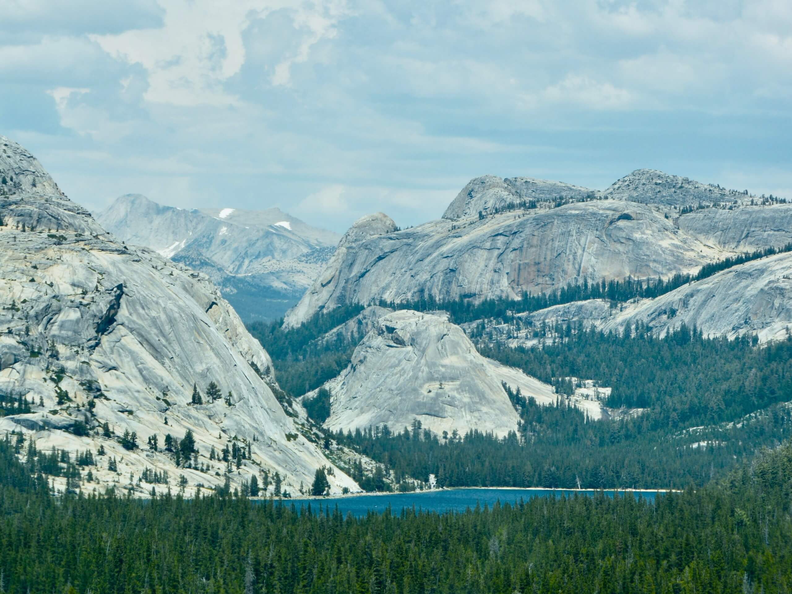 Tenaya Lake to Yosemite Valley Hike