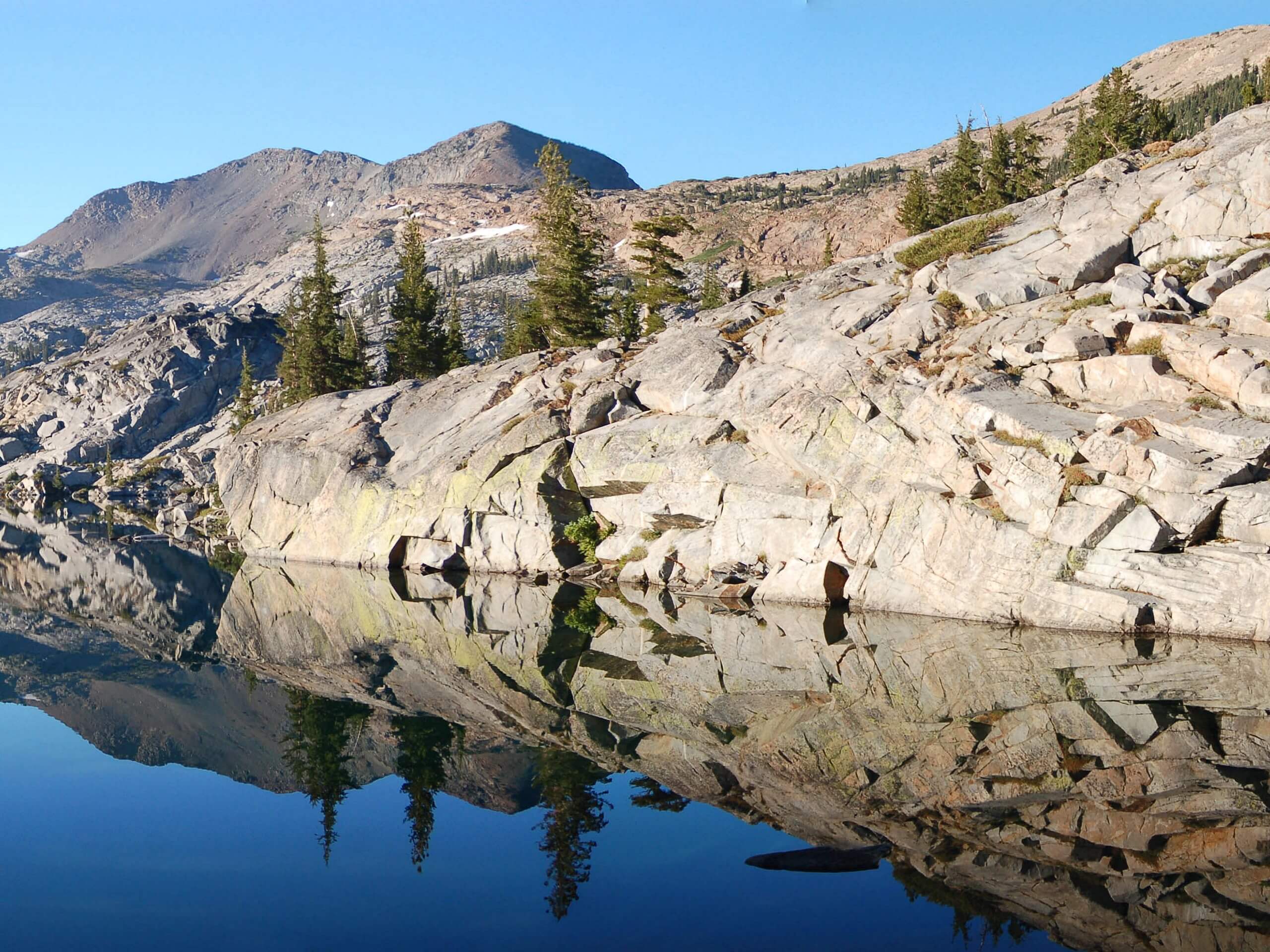 Alpine Lakes Loop Trail