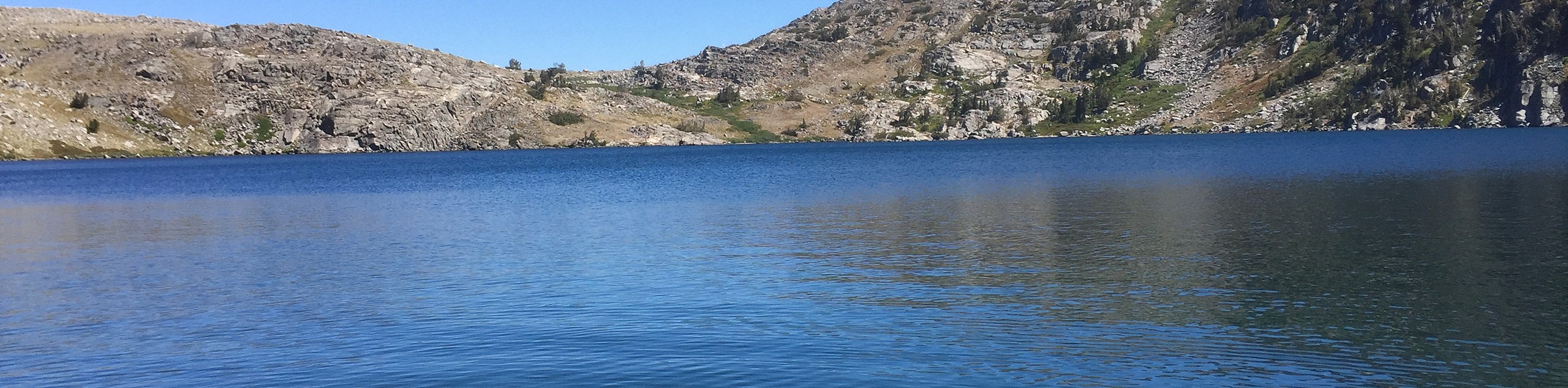 Winnemucca and Round Top Lakes Hike
