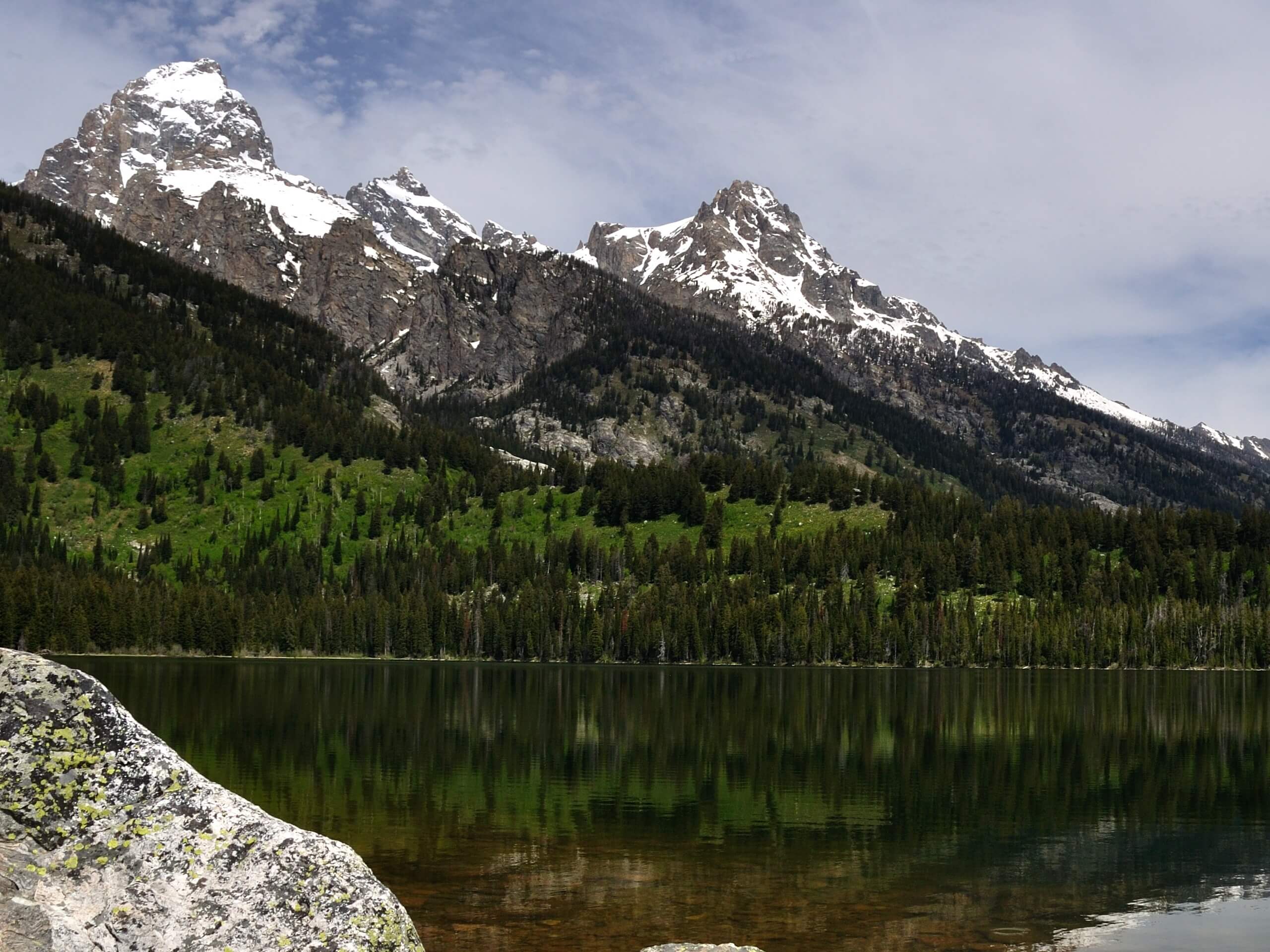 Taggart Lake and Bradley Lake Trail