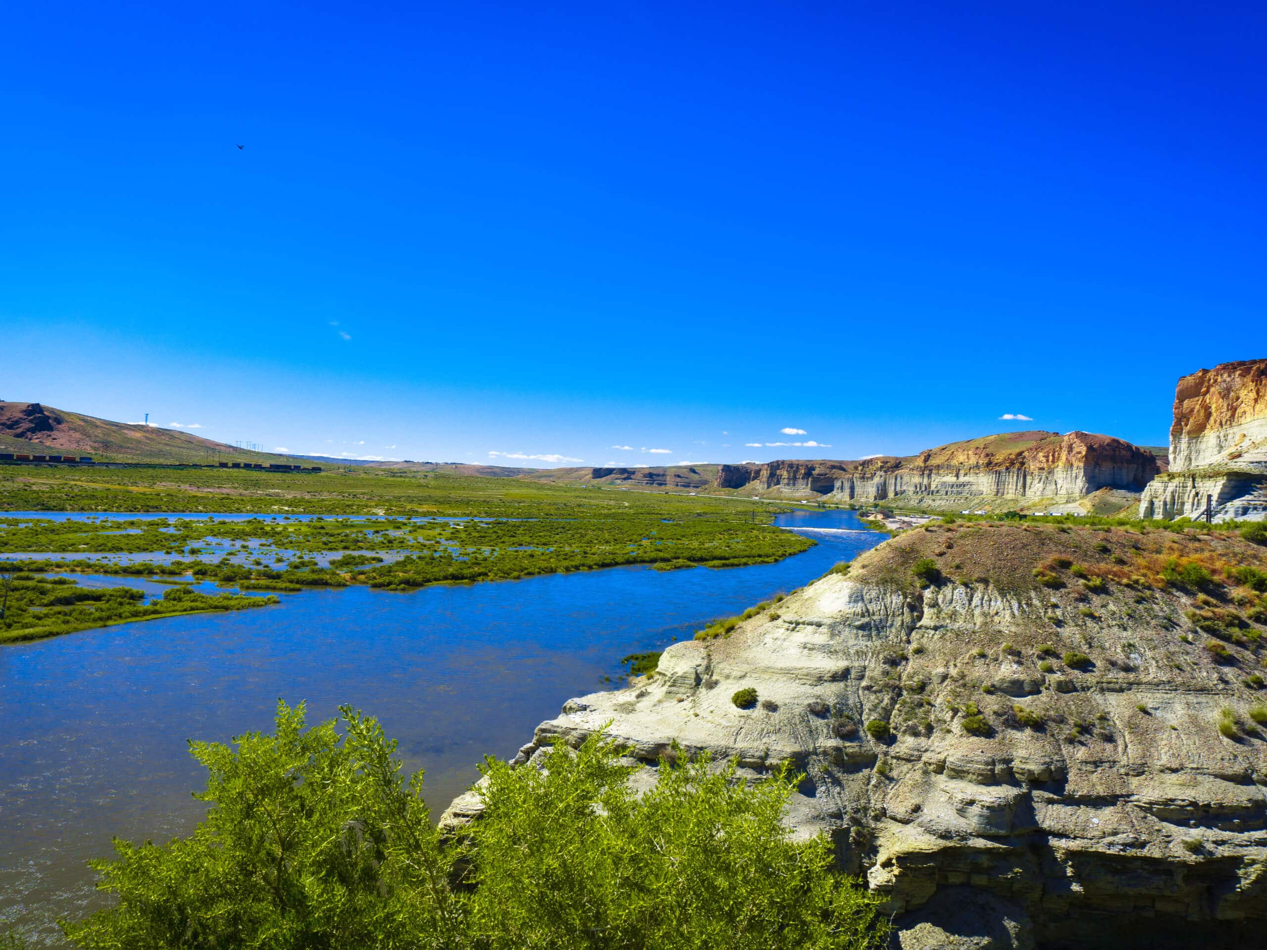 Green River Lakes Loop Hike