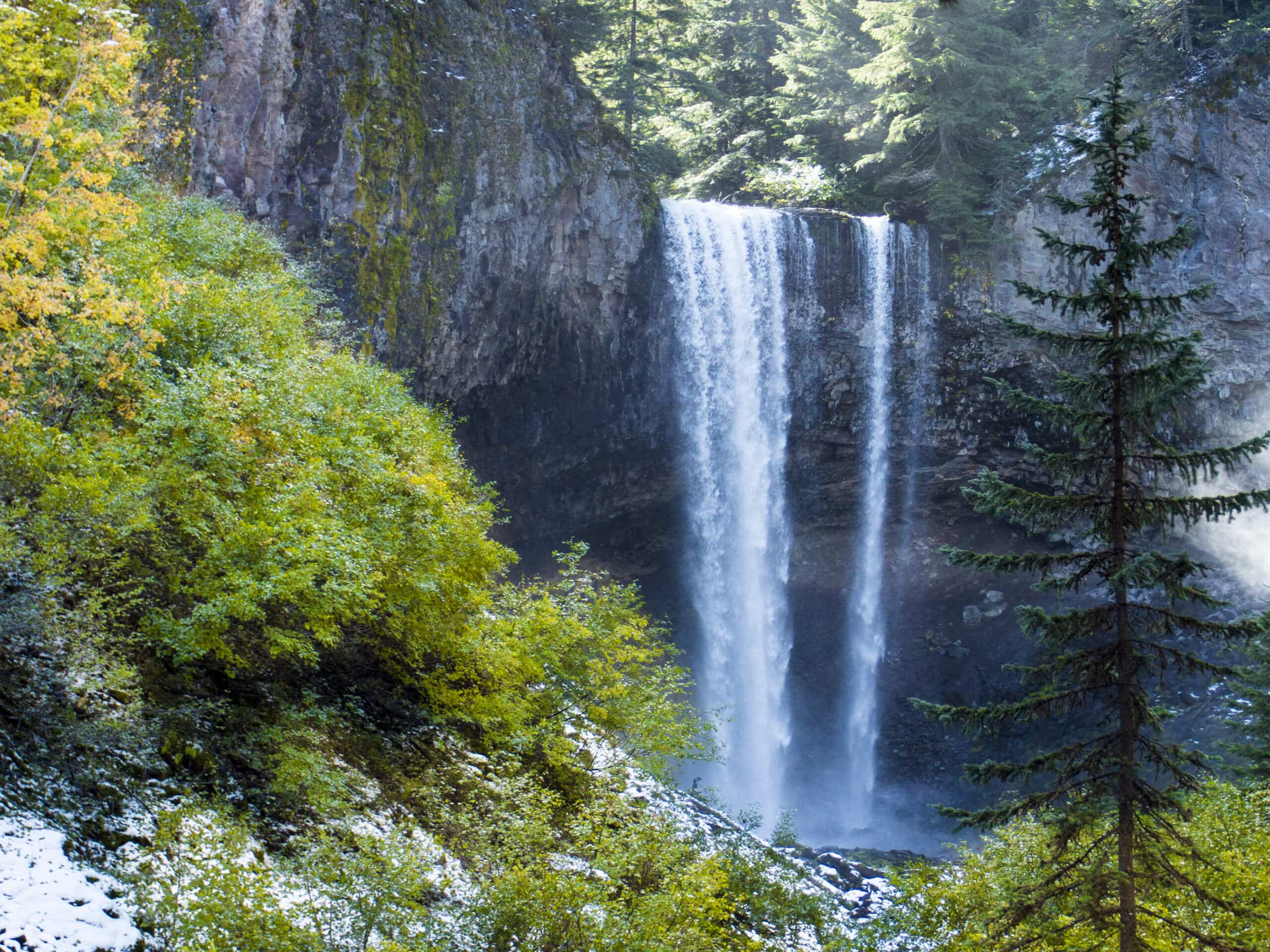 Tamanawas Falls Trail