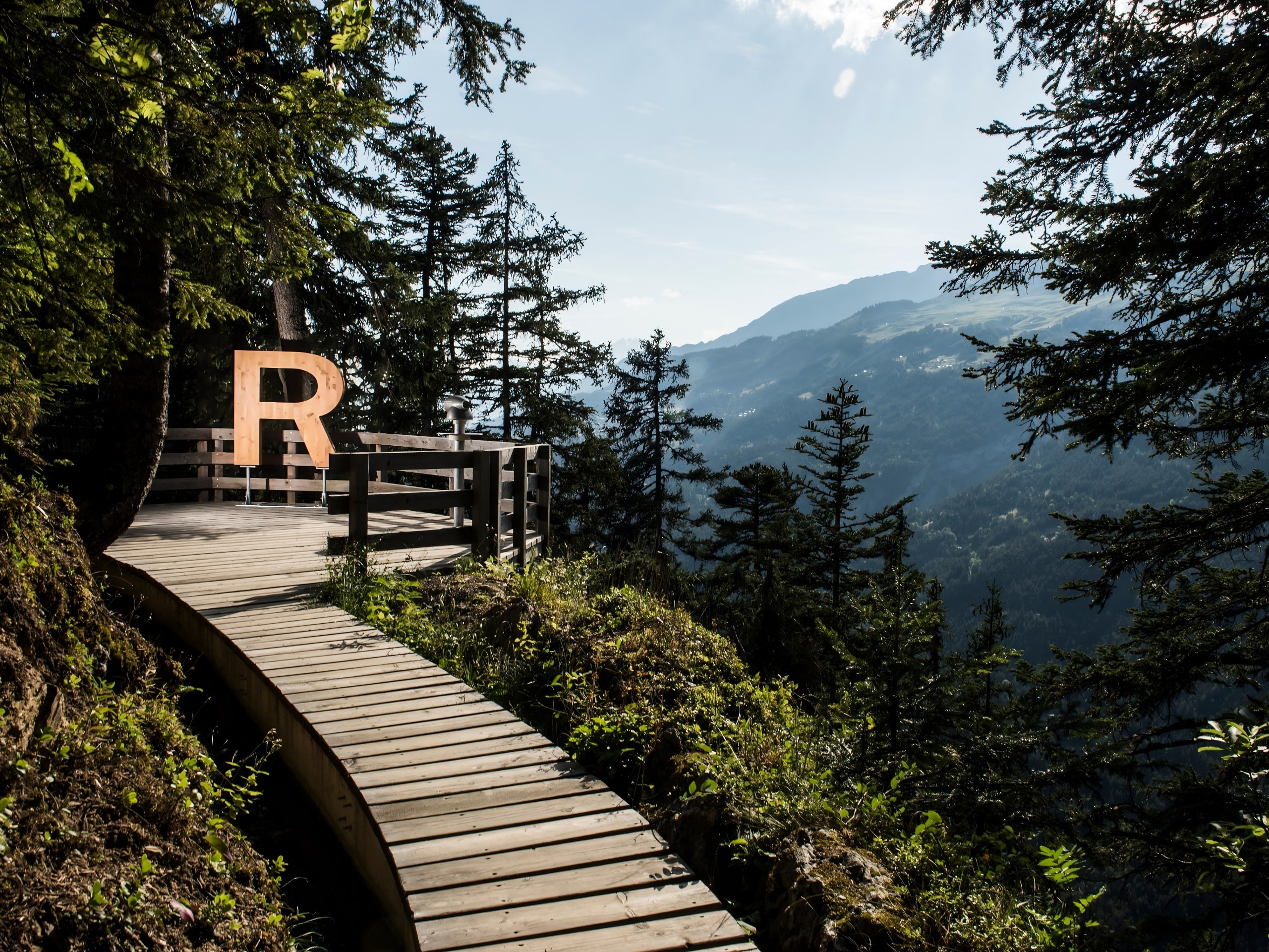 Bisse du Ro Short Hike