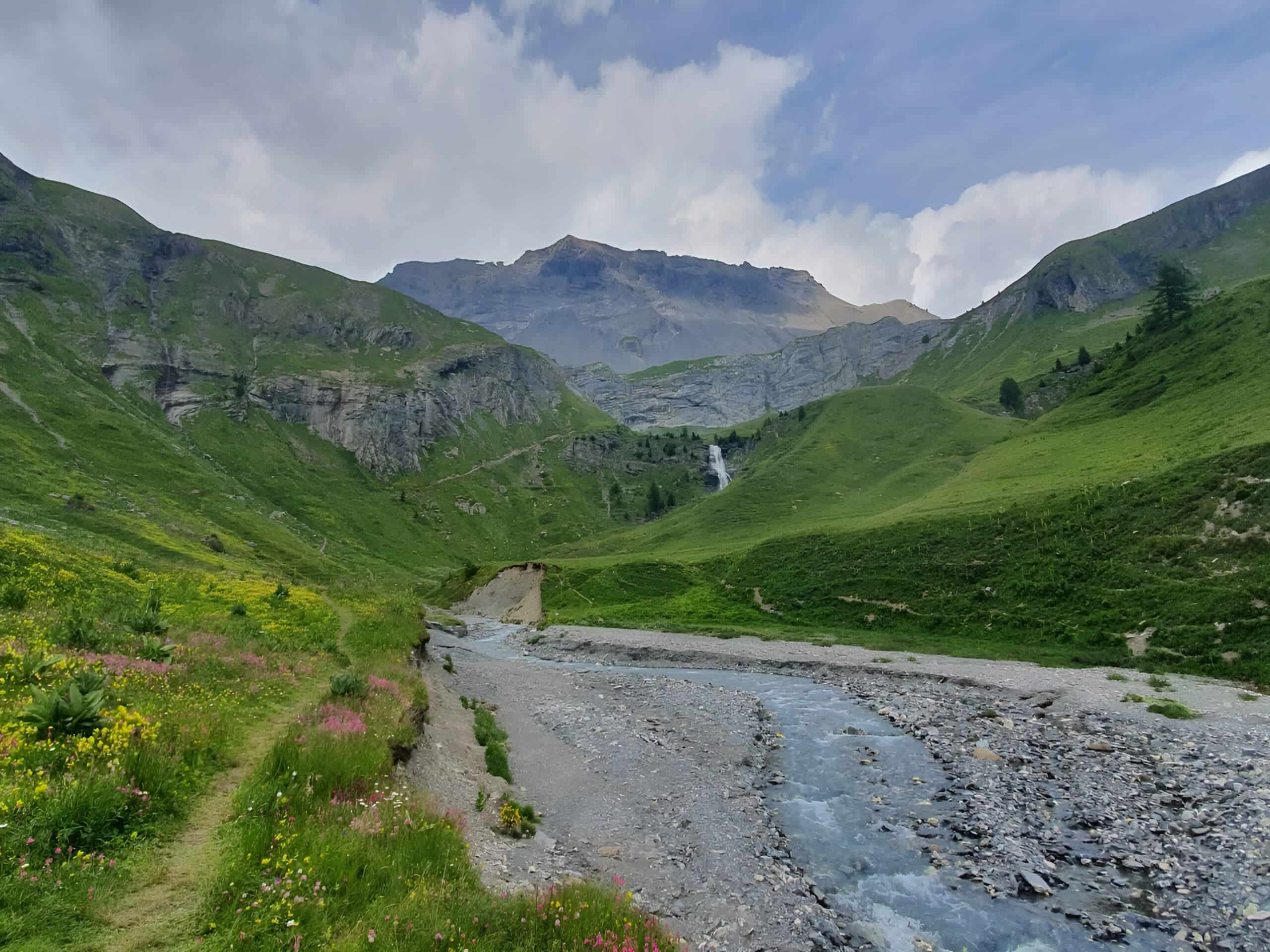 Bisse du Tsittoret Hike